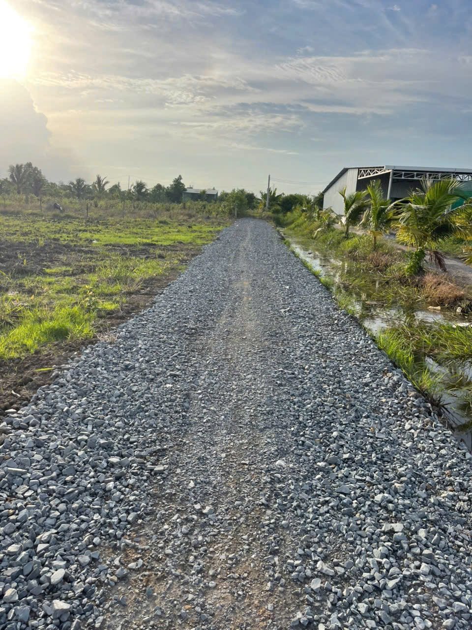 568tr / 1000m2 đất vườn tân thành thủ thừa long an