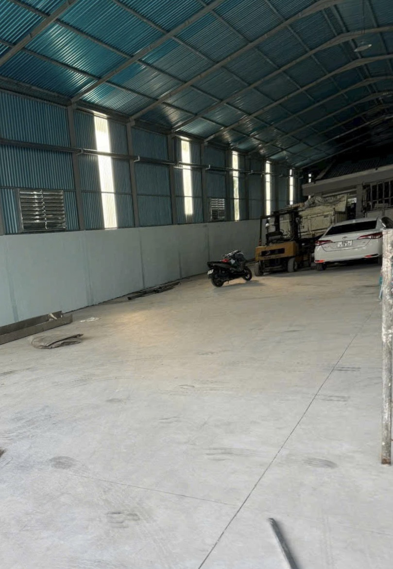 CHO THUÊ HOẶC BÁN XƯỞNG 900m2 MT Tỉnh Lộ 823, Đức Hoà Thượng, Đức Hòa, Long An, giá rẻ
