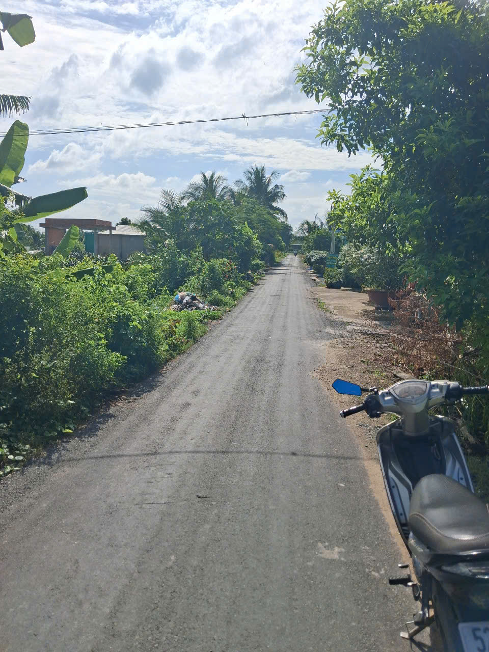 LÔ ĐẤT  MẶT TIỀN NHỰA. Tân Thuận Bình-Chợ Gạo. Rộng 500m2 có 200 thổ. Chốt 860 triệu.