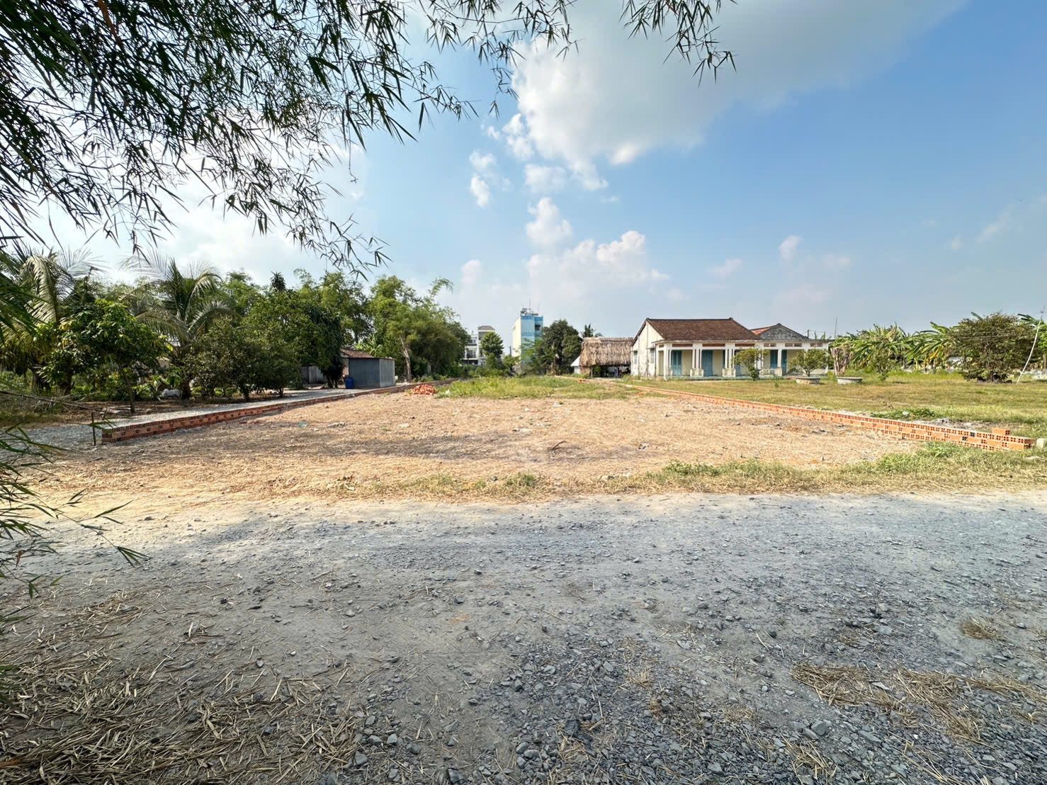 Bán lô đất vườn chuyển thổ cư được 15x60m, làm nhà vườn, nhà trọ đầu tư rất được luôn