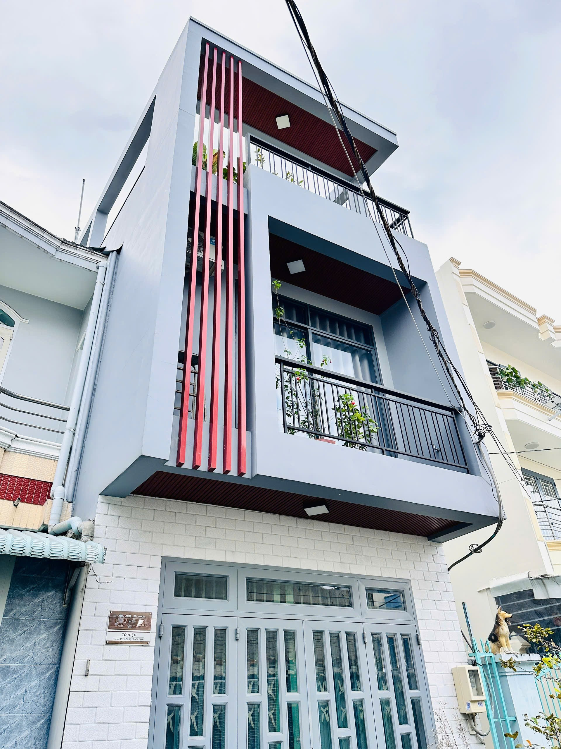 NHÀ MỚI TÔ HIỆU, HIỆP TÂN TÂN PHÚ · 70M² · HẺM KD 2 XE TẢI · 3 TẦNG MỚI · 4PN 4WC