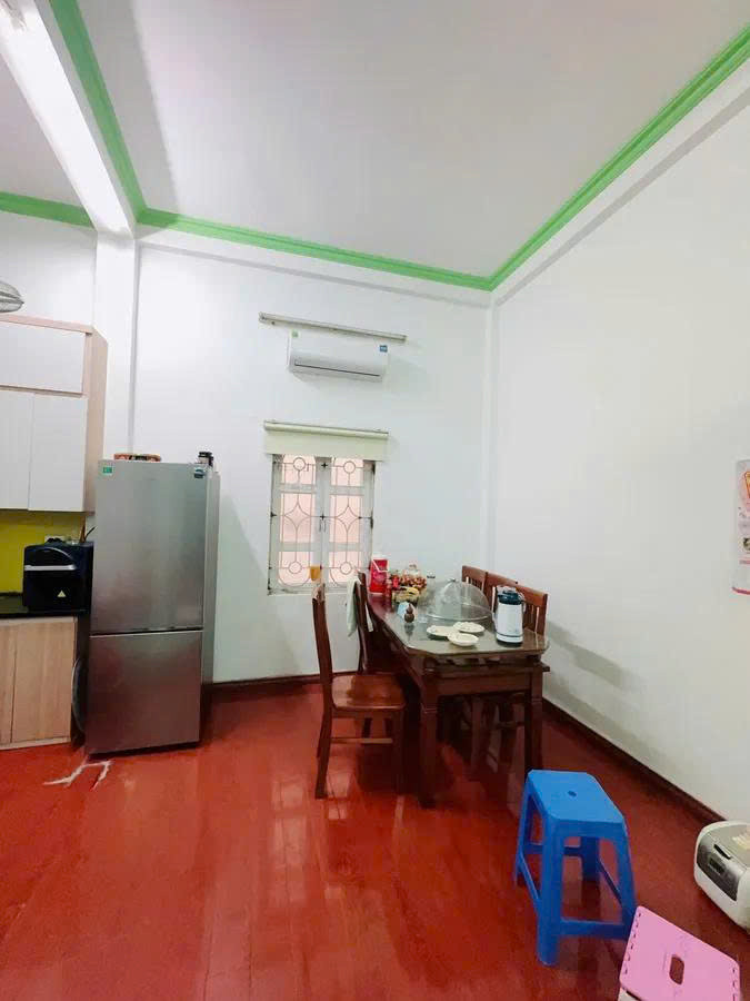 Hiếm nhà 3 tầng mặt phố Tô Hiệu, 60m2, mặt tiền rộng 3.5m, vị trí đẹp, kinh doanh sầm uất, giá 21.8 tỷ