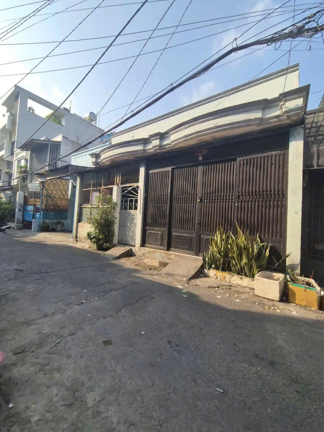Bán nhà HXH Tô Hiệu, 52m2, 2pn giá chỉ nhỉnh 5 tỷ, hàng hiếm !!!