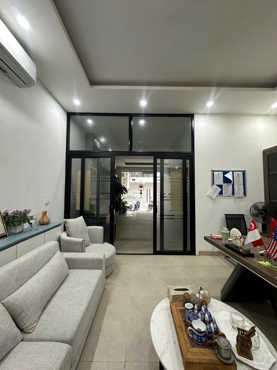 Cho Thuê Nhà Khu Galaxy Tố Hữu - Hà Đông 90M² 6 Tầng Thang Máy - Thiết Kế Mỗi Tầng 2 Phòng - Nội Thất CB - Giá Thuê 40tr