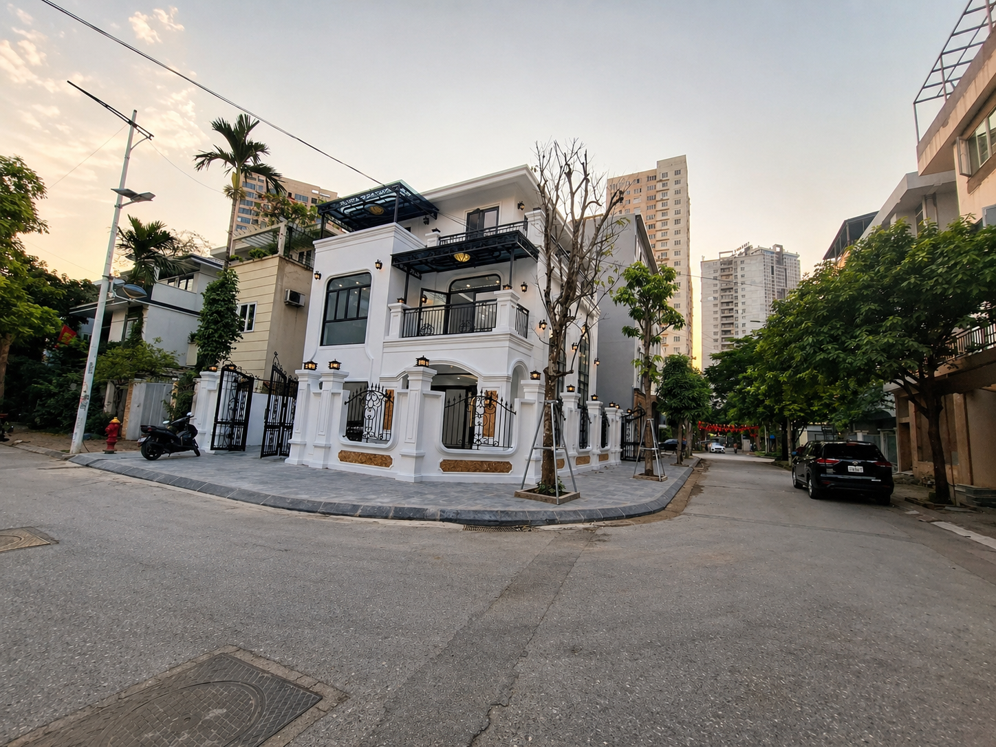 BIỆT THỰ KĐT VĂN KHÊ, HÀ ĐÔNG. 188M2 - 3 TẦNG. LÔ GÓC. KINH DOANH.