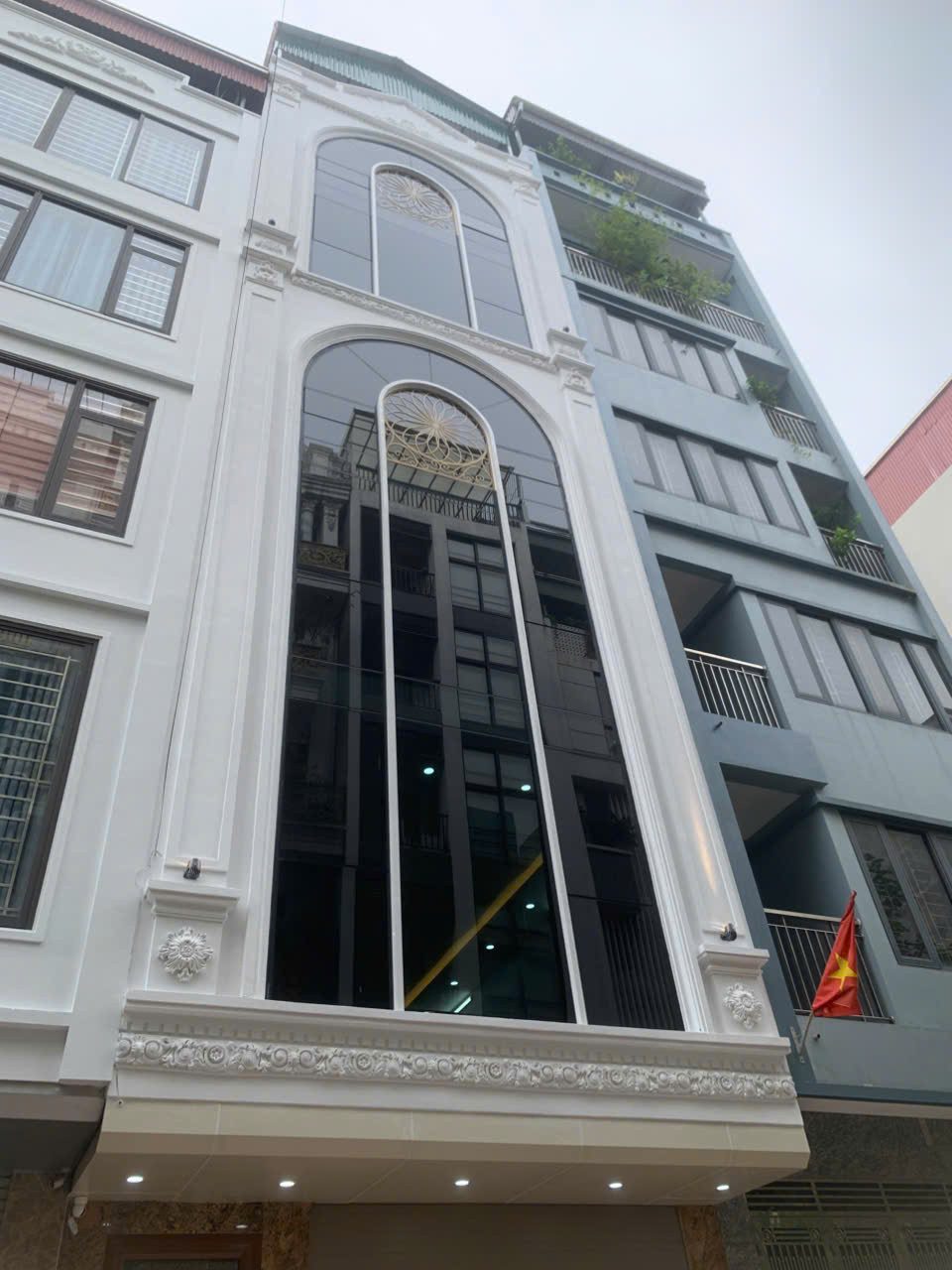 Bán nhà 7T thang máy khu dịch vụ Vạn Phúc Hà Đông ngay sau Him Lam cạnh trường quốc tế 55m x7T