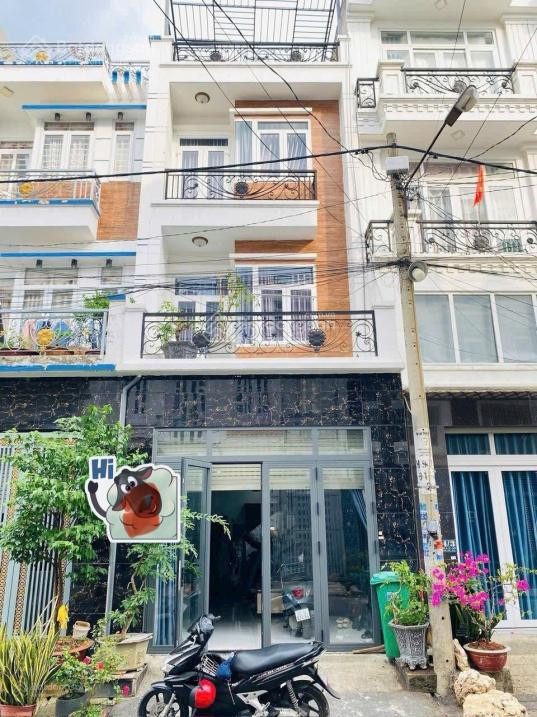 Chủ ký gửi bán gấp nhà riêng đường Tôn Đản, P8, Quận 4, 60m2, 2tỷ800tr đang cho thuê 19tr/th, sổ hồng riêng