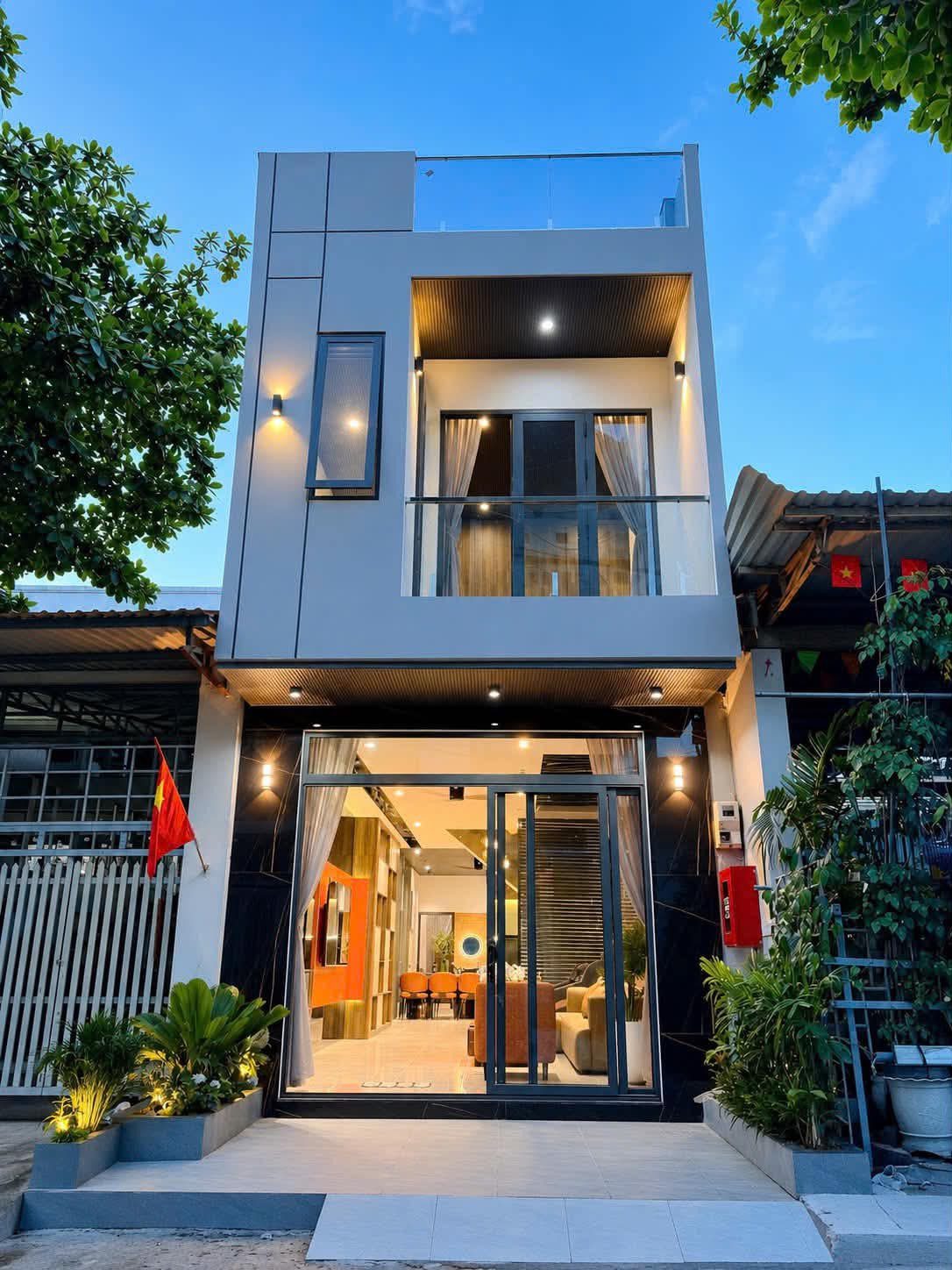 Không mua căn này, rất khó tìm căn đẹp hơn cùng tầm giá, Đường Tôn Đản, Phường 08, Quận 4, DT 93,6m2, Giá 4tỷ300tr, Cho thuê 29tr/tháng, Sổ hồng riêng.