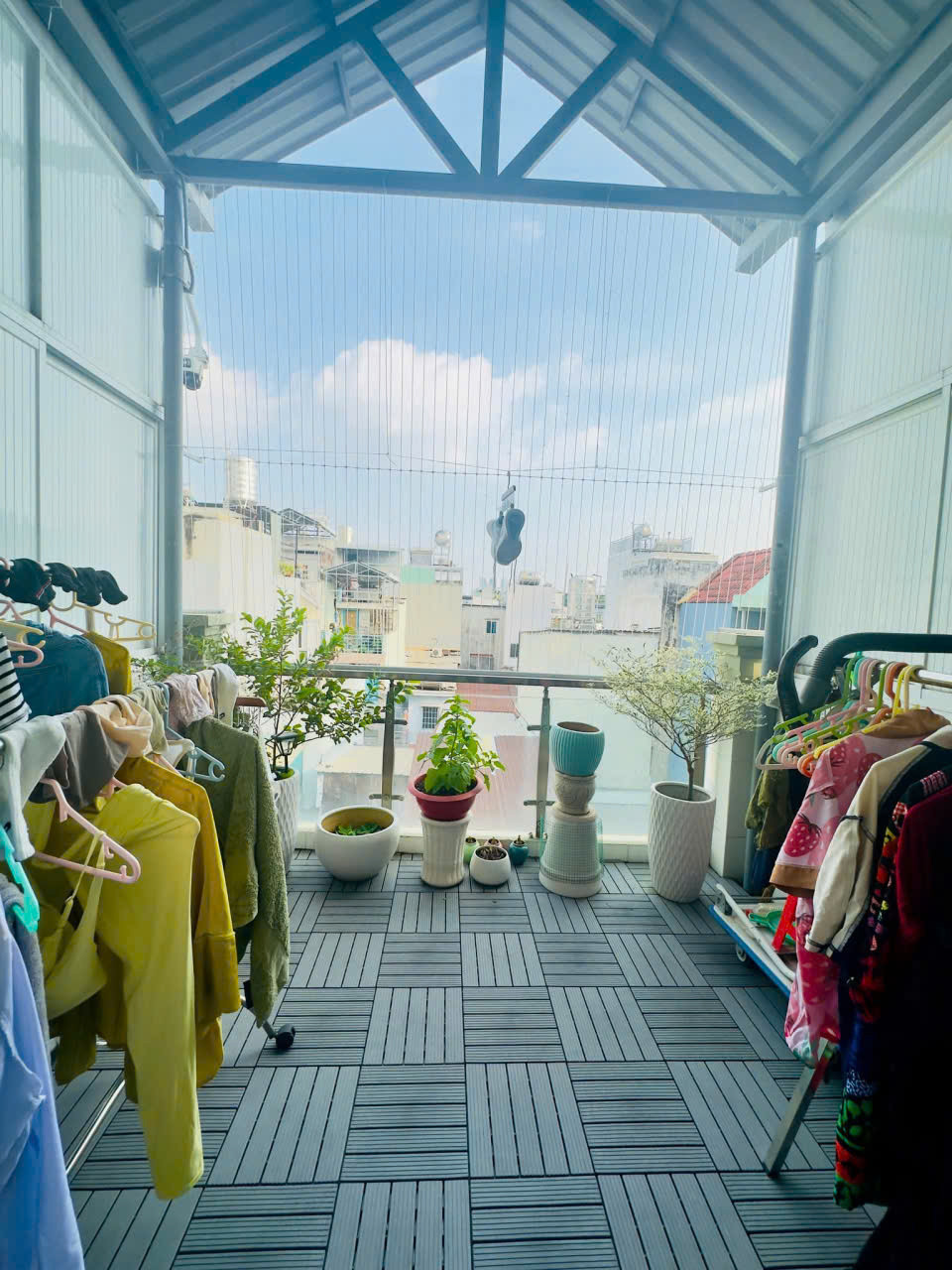 Cần Bán nhà mới 5 tầng – Trung tâm Quận 4 chỉ 5 tỷ khu vip