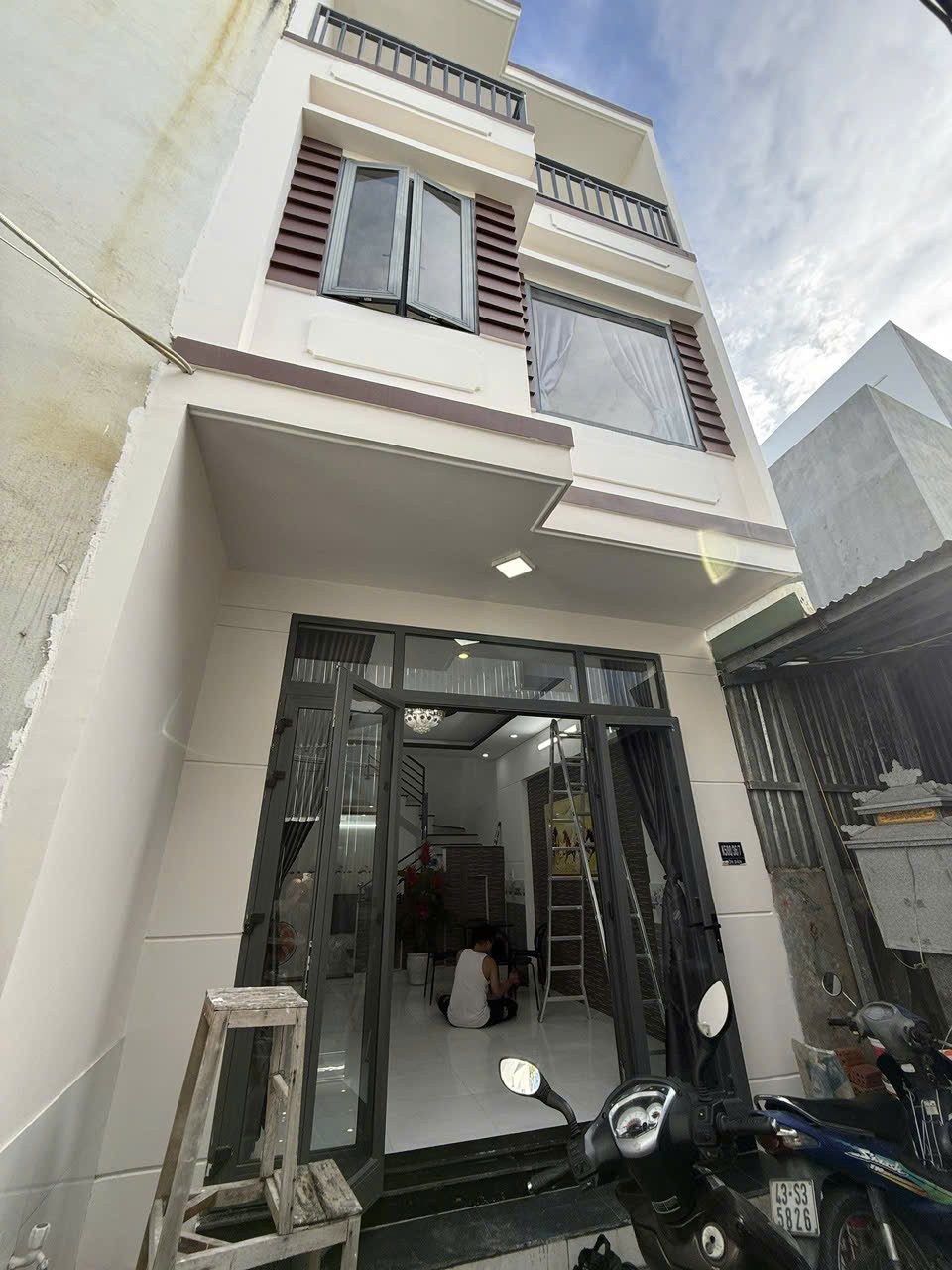 Nhà 3 tầng Tôn Đản giá 3 tỷ 750 📌📌📌LÀM VIỆC TRỰC TIẾP GIÁ TỐT !!!