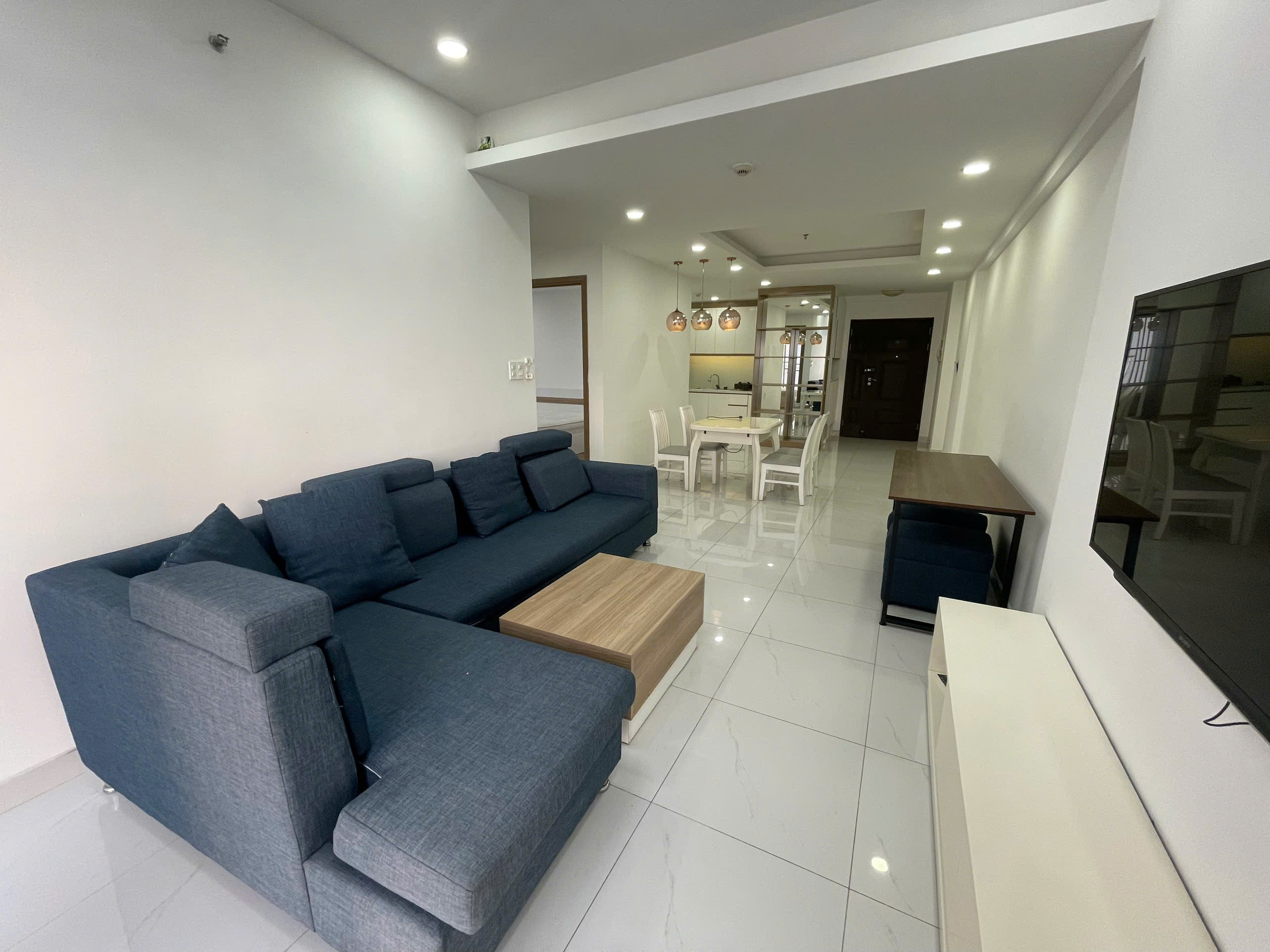 Cần cho thuê căn hộ Scenic Valley 1,2, PMH Q7 nhà đẹp, cam kết giá siêu rẻ. LH 0911 839 618 (Trần Hà)