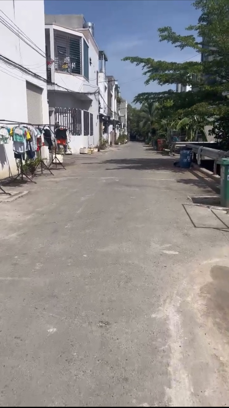 BÁN ĐẤT ĐƯỜNG NGÔ CHÍ QUỐC, BÌNH CHIỂU - 3000m2 gần full thổ - DÀNH CHO NHÀ ĐẦU TƯ PHÂN LÔ