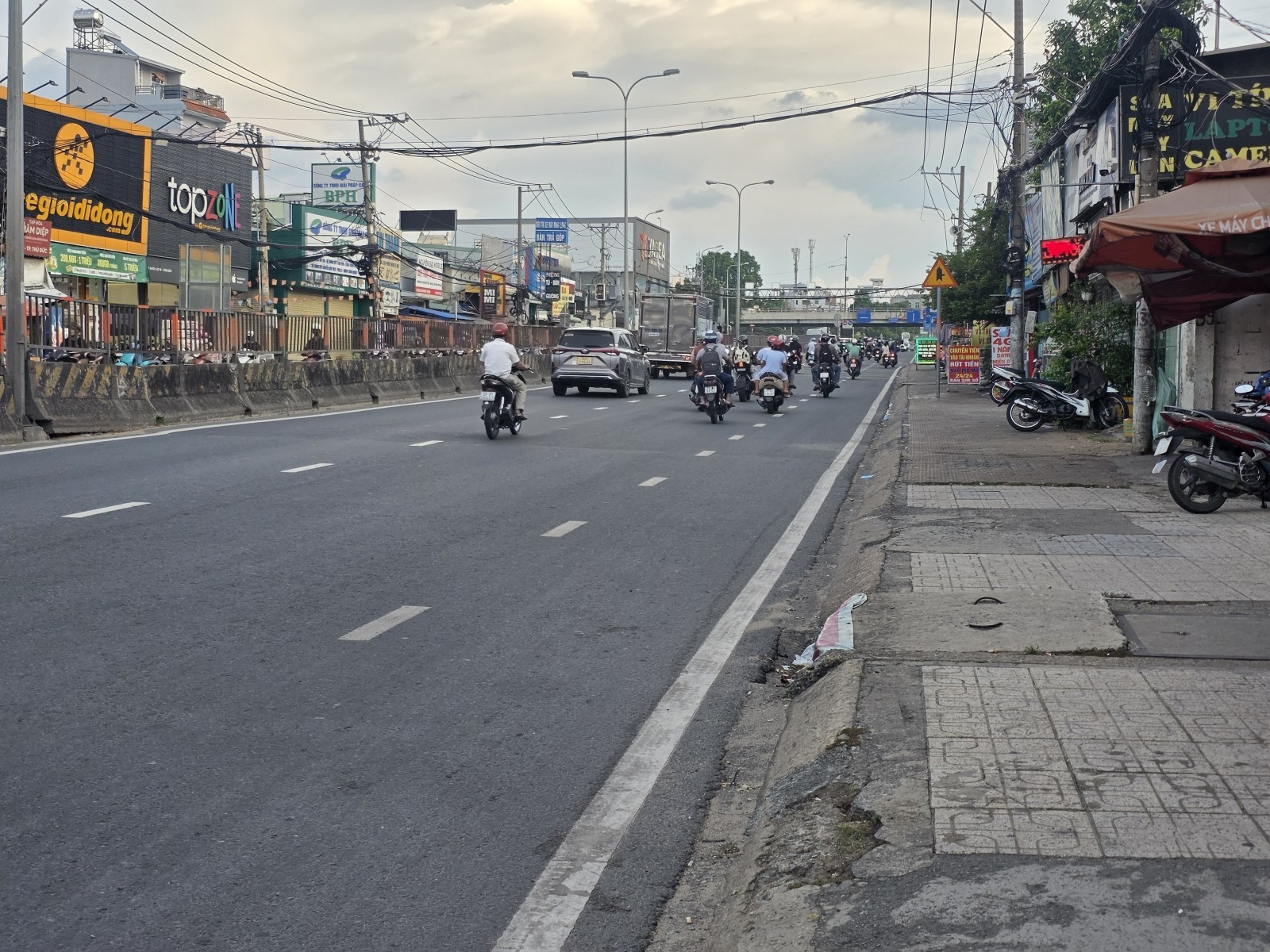 BÁN ĐẤT MẶT TIỀN ĐƯỜNG SỐ 3, PHƯỜNG LINH XUÂN - 120m2 - GIÁ 11.5 TỶ TL