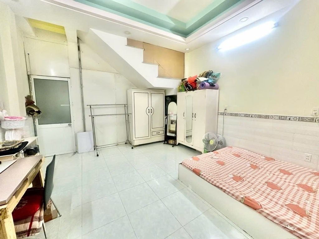 Nhà bán mặt tiền trần bá giao 13 pn, doanh thu 50tr/th.