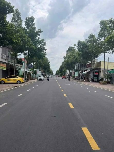 BÁN NỀN MẶT TIỀN ĐƯỜNG TRẦN ĐẠI NGHĨA, PHƯỜNG PHƯỚC HẬU, P4(CŨ), VĨNH LONG. KHU VỰC THUẬN TIỆN MUA BÁN KINH DOANH