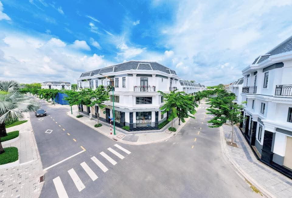 BÁN ĐẤT NỀN FULL THỔ CƯ, SỔ SẴN HÒA LỢI.TP HCM