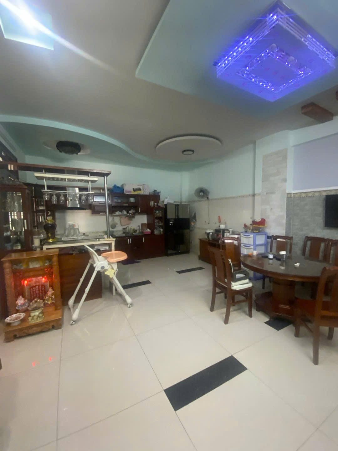 Nhà góc Trần Đức Thảo 📌📌📌LÀM VIỆC TRỰC TIẾP GIÁ TỐT