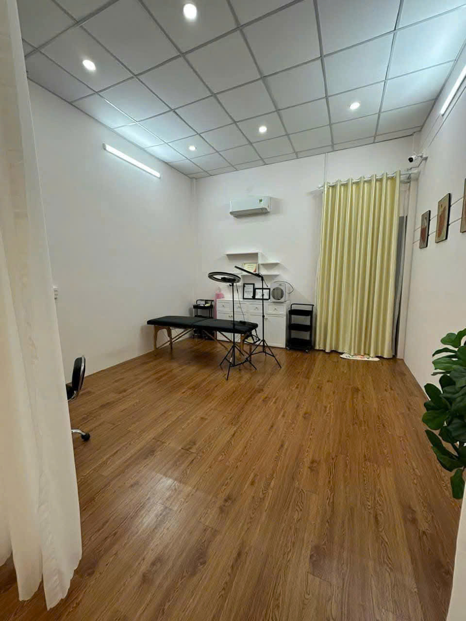 Bán Nhà Trệt Lửng Mặt Tiền Trần Hoàng Na