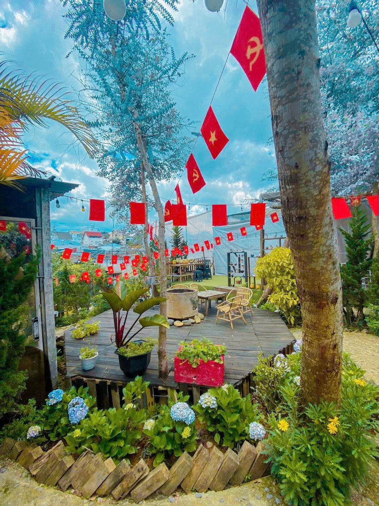 🌿 Sang Homestay Sân Vườn – Giữa lòng TP Đà Lạt
📍 Đường Trần Khánh Dư, P8