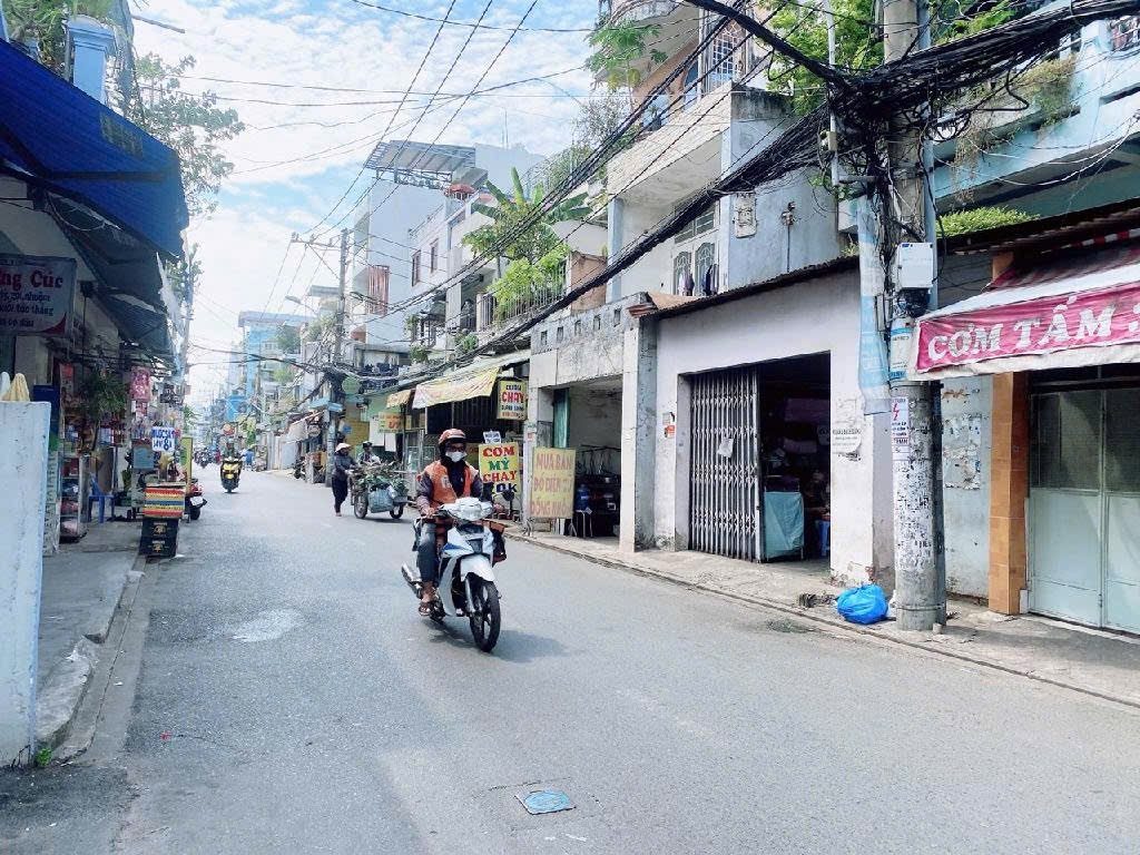 NHÀ HẺM XE TẢI 5M – GẦN NGÃ TƯ BẢY HIỀN – TRẦN MAI NINH – 4 TẦNG – NGANG HƠN 5M