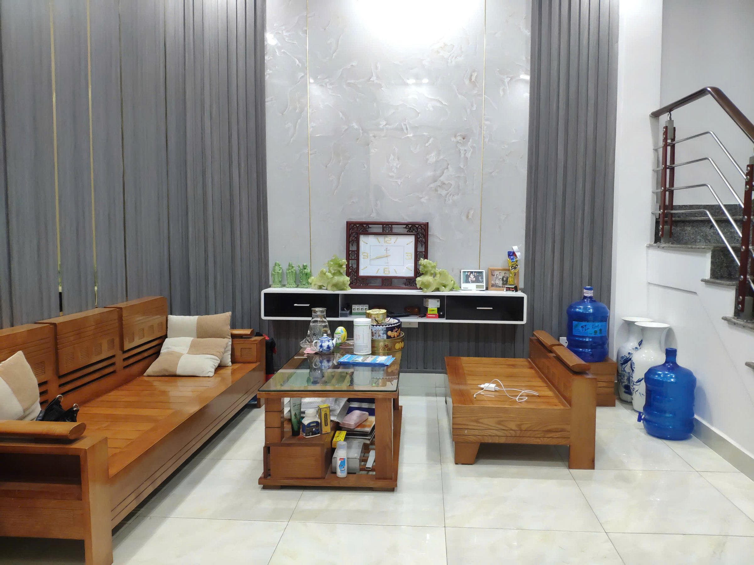 Bán nhà 3 tầng ngõ 261 Trần Nguyên Hãn