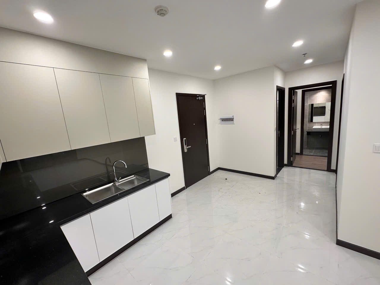 Cắt Lỗ 250Tr Căn 79m2 C-Sky View Chánh Nghĩa - Đã Có Sổ Hồng - Giá 2.35 Tỷ