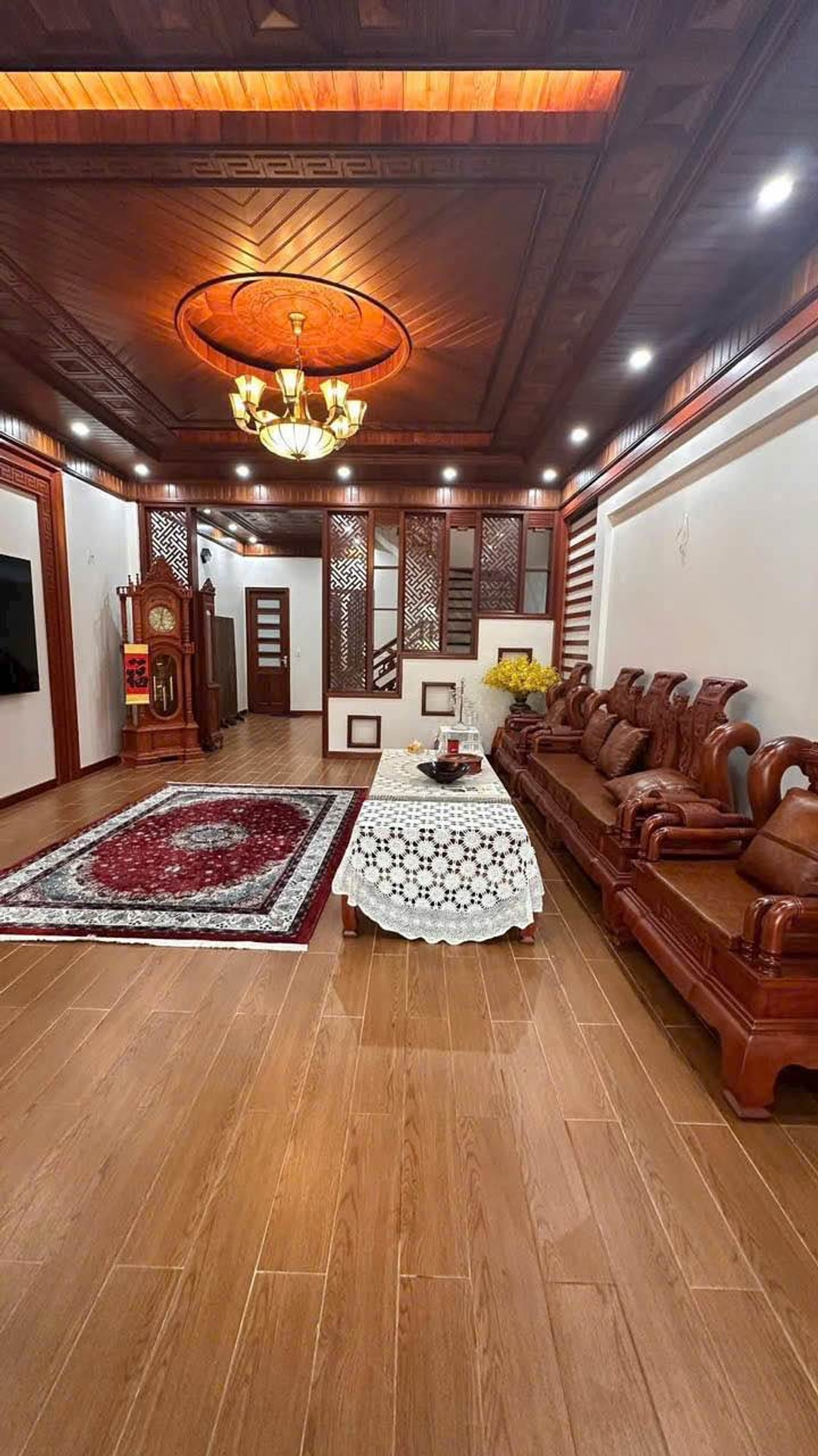 🏡 BÁN NHÀ  TỪ SƠN - 2 THOÁNG- NỘI THẤT ĐẲNG CẤP - GỖ HƯƠNG FULL NHÀ -Ô TÔ TRÁNH ĐỖ - KINH DOANH -DIỆN TÍCH 100 m2 Giá 8 tỷ.🍀
