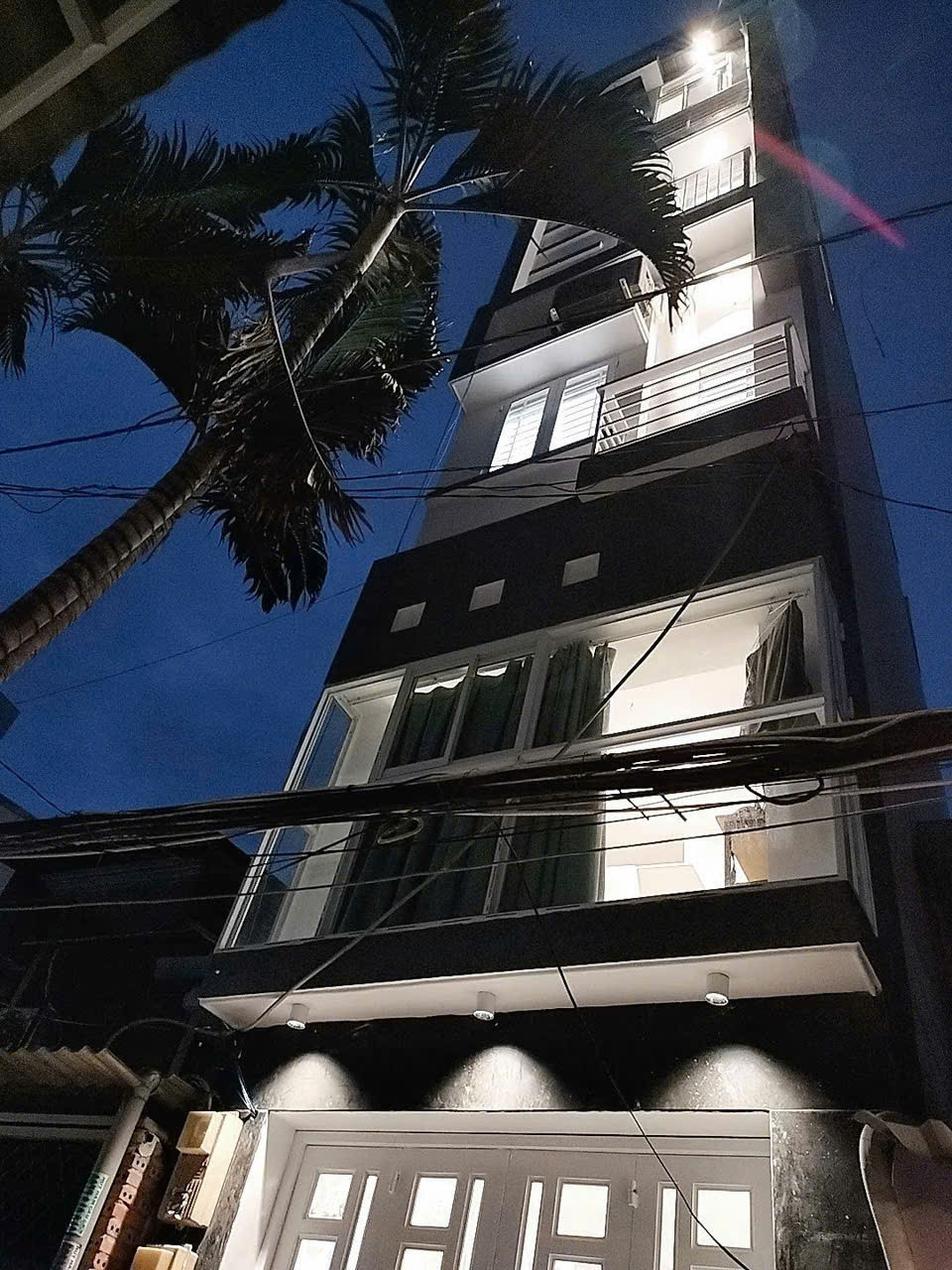 Nhà phố xinh rẻ 3 x 13m 1 trệt 5 lầu Trần Quang Khải 1 TP.HCM