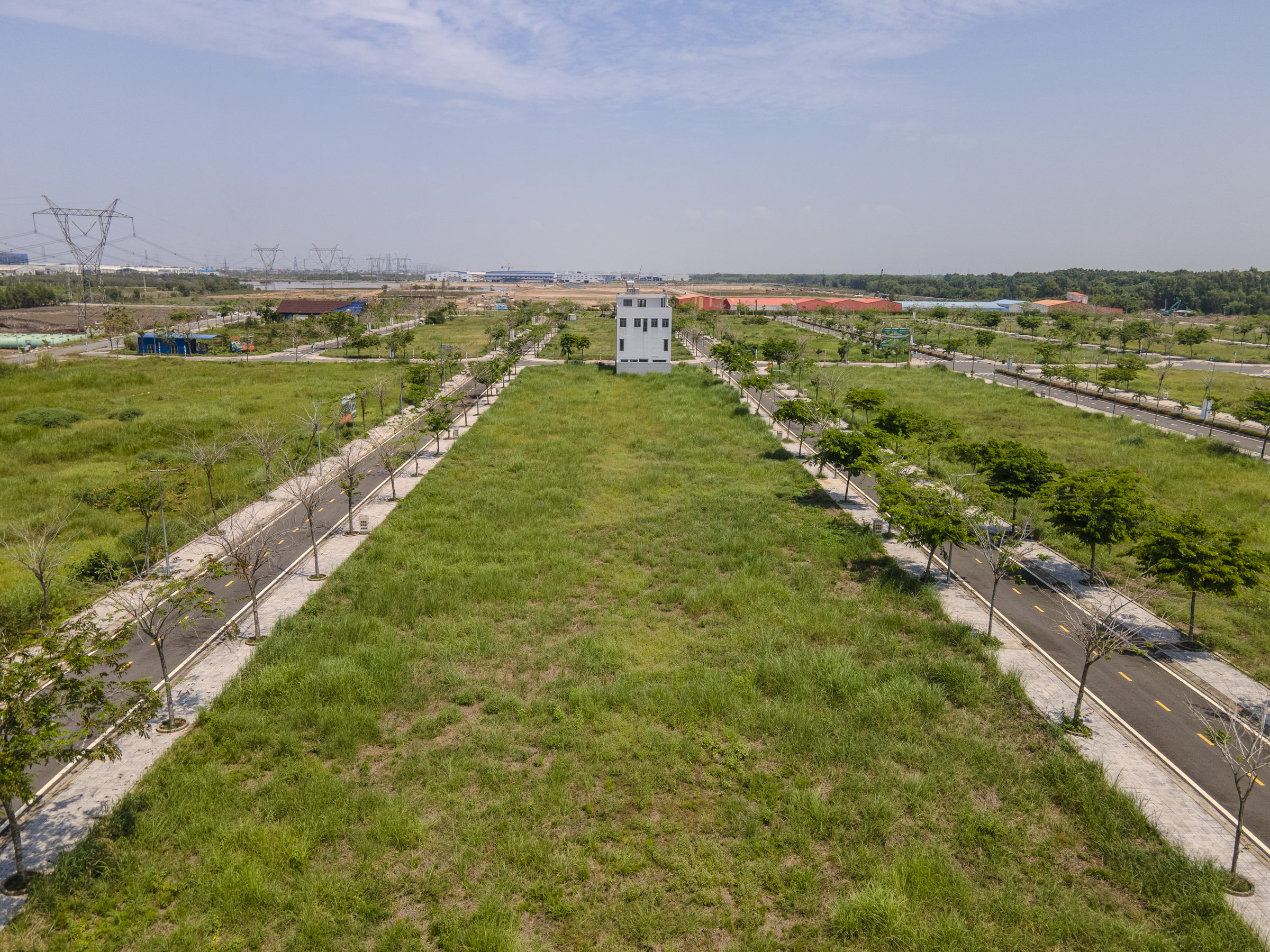 Bán Đất 90m² thổ cư 100% sổ hồng riêng sang tên ngay Tại Ora Park Đức Hòa, thanh toán trước chỉ 20%