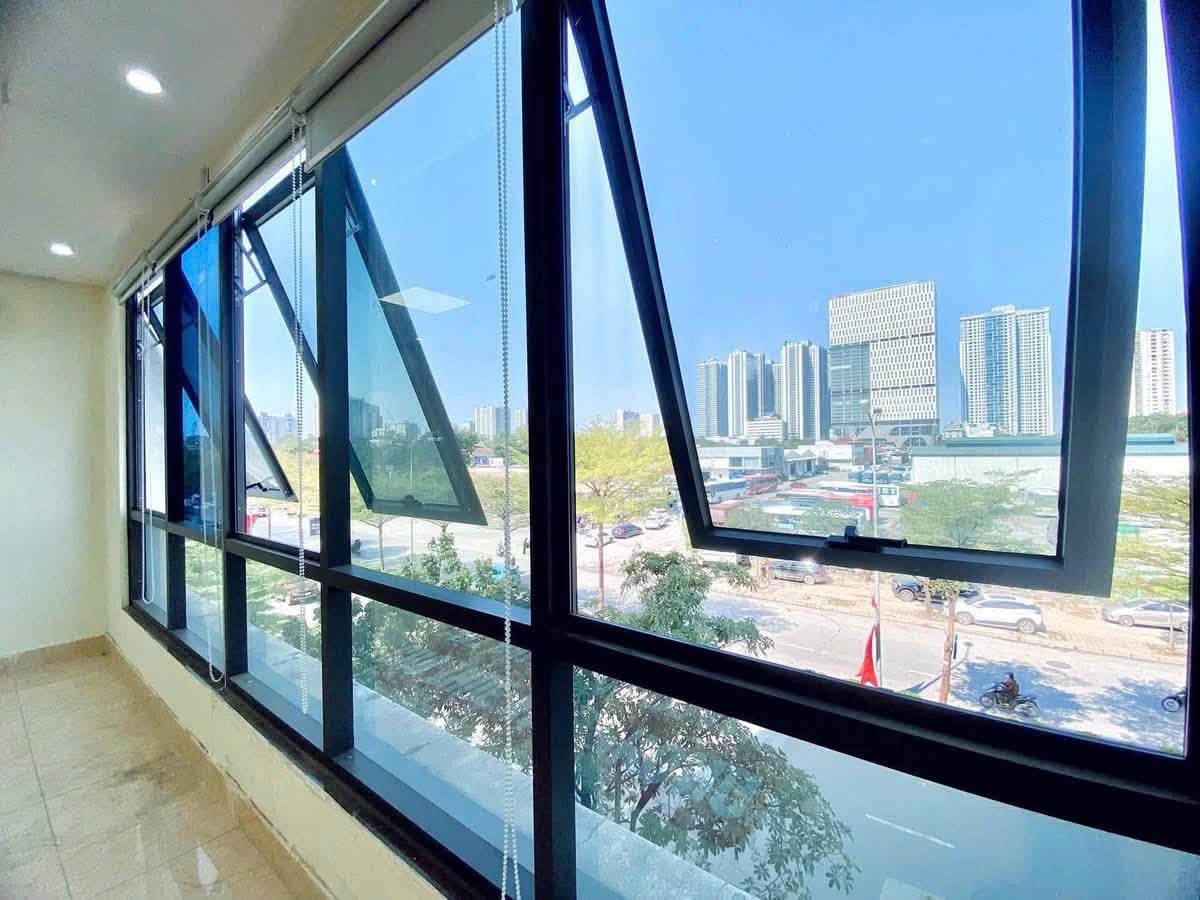 CHO THUÊ VĂN PHÒNG MẶT ĐƯỜNG TRẦN VỸ- 130m2| GIÁ TỐT HIẾM CÓ