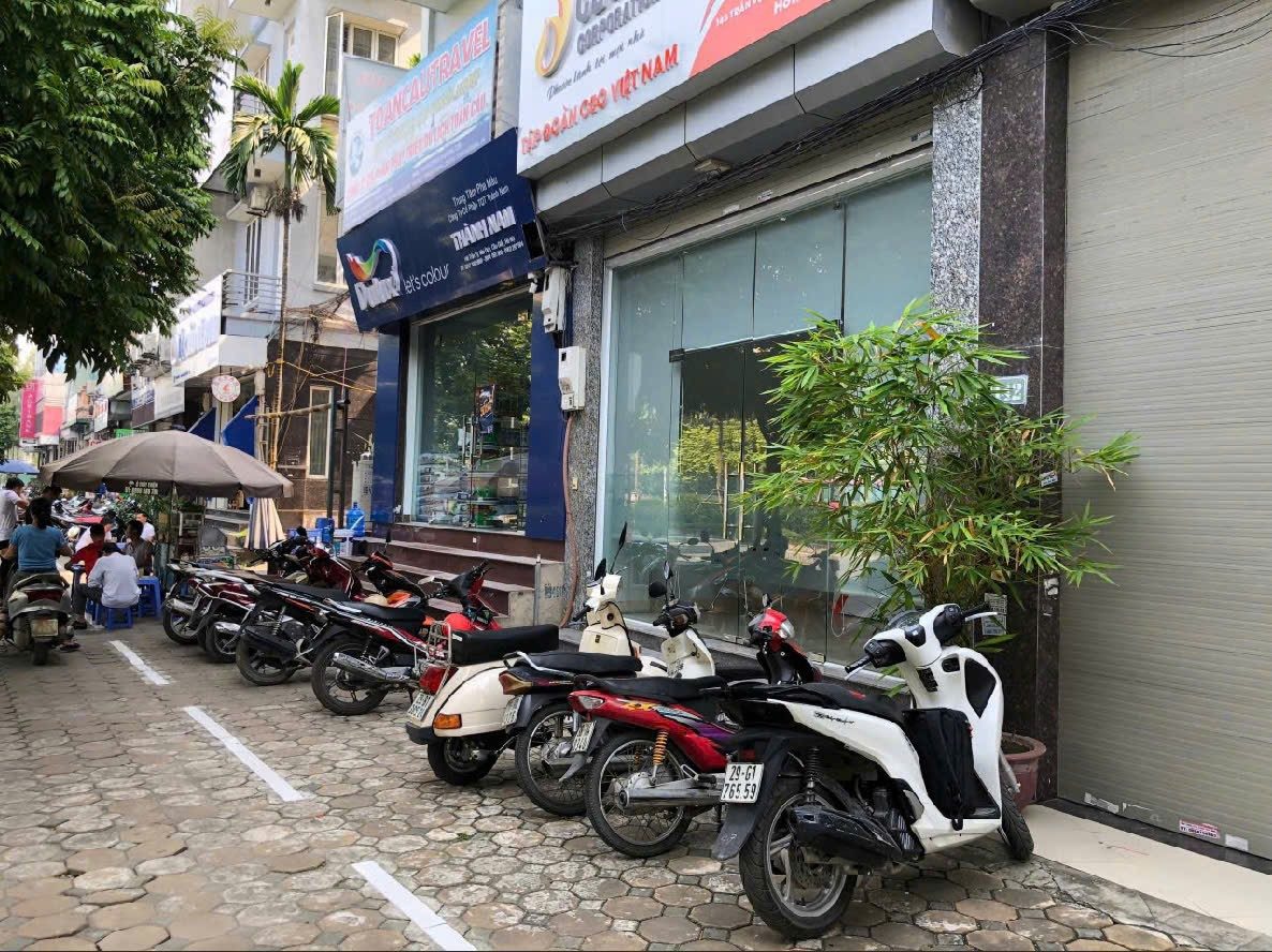 🔥 HOT! TÒA NHÀ VĂN PHÒNG MẶT PHỐ 150 TRẦN VỸ ĐANG TRỐNG 🔥

✔️ 7 tầng văn phòng thông sàn, tầng 1 mặt bằng kinh doanh