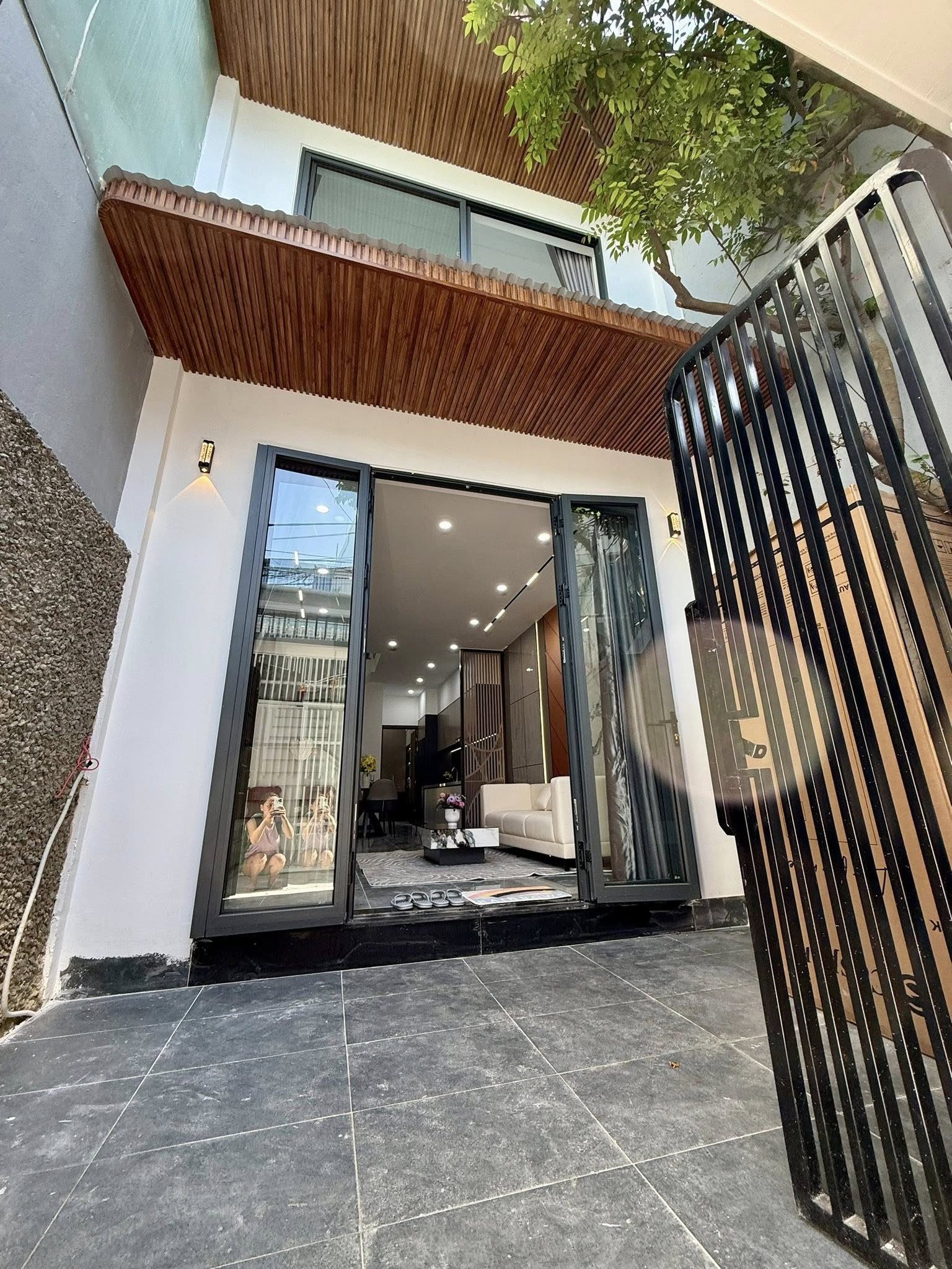 🏠 BÁN NHÀ ĐẸP HÀNG HIẾM SỐ NHÀ SẢNH TIẾN TRẦN XUÂN LÊ, TRUNG TÂM THANH KHÊ, 60M2 - CHỈ 4,XTY CÓ NGAY 2 TẦNG 2 MÊ