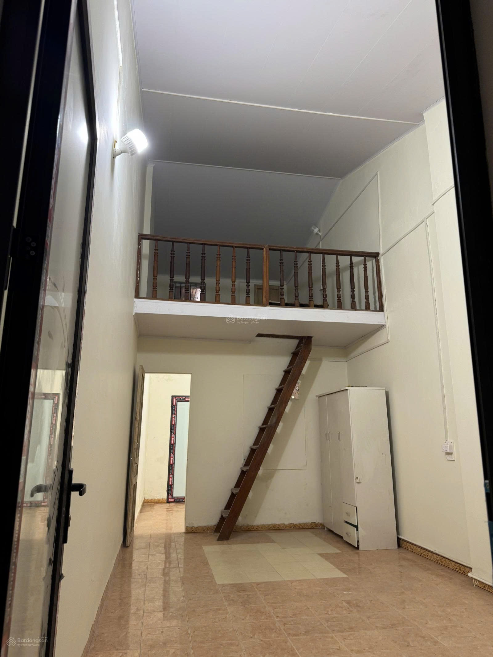 Cho Thuê Nhà 50M² 2 Ngủ - Đường Trích Sài -Tây Hồ/ Giá Thuê 7,5tr