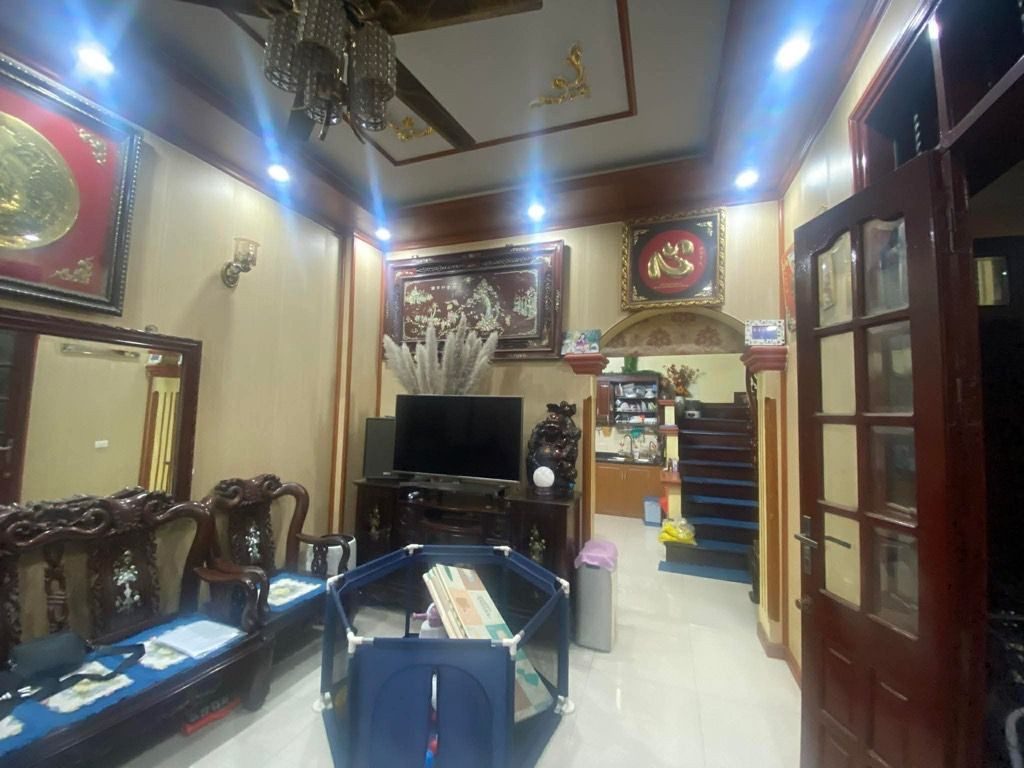 Bán nhà Phân Lô, Lê Trọng Tấn 54m, 3 thoáng trước sau, 30m ra mặt phố, chỉ 15,5Tỷ