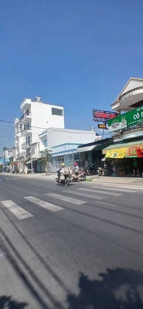 Bán nhà 40.7m² có sẵn 40m² thổ cư ngang 4m giá 1.85 tỷ tại Đường Trịnh Thị Miếng Xã Đông Thạnh