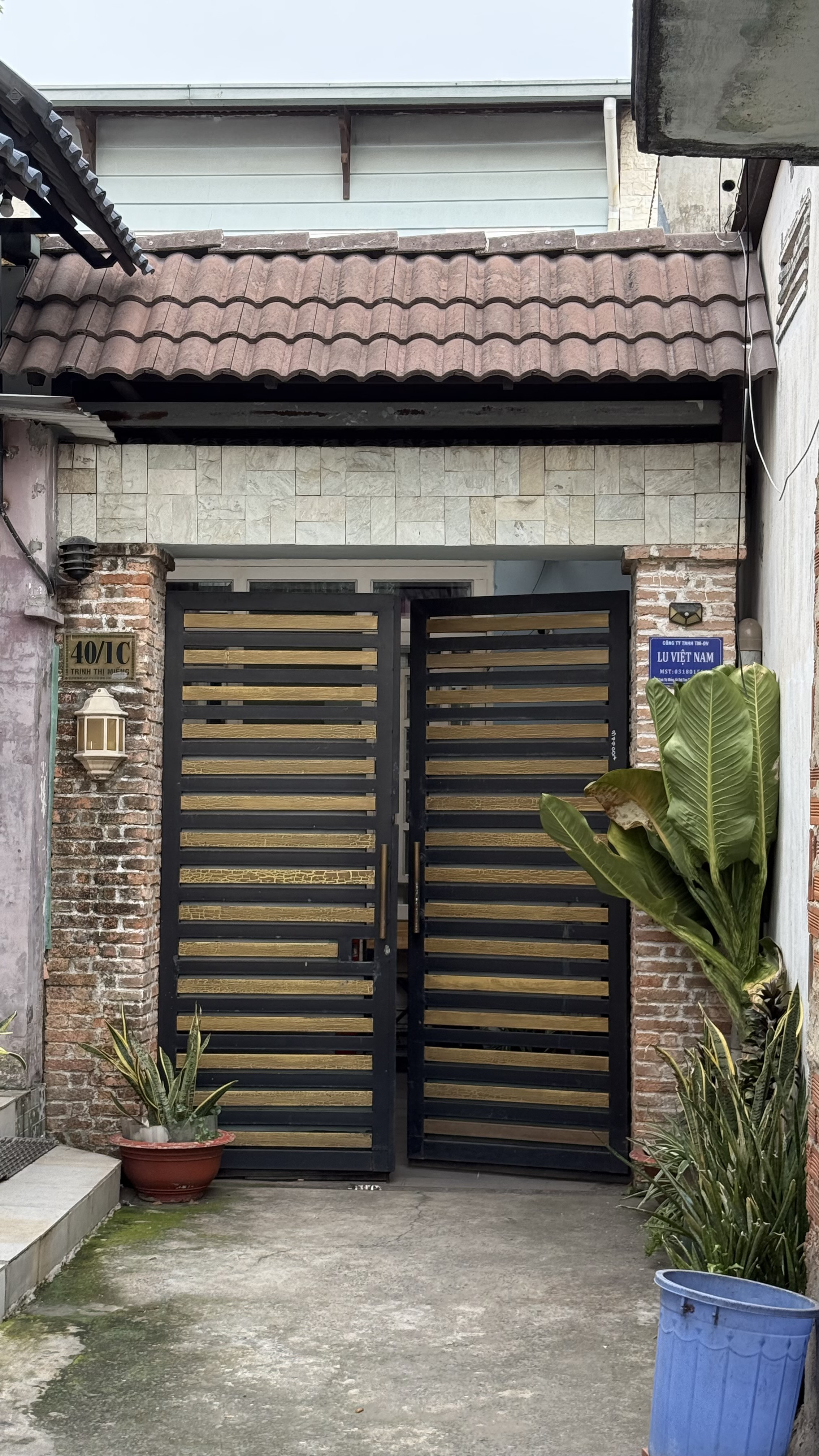 Bán nhà cấp 4 tiện xây mới Villa