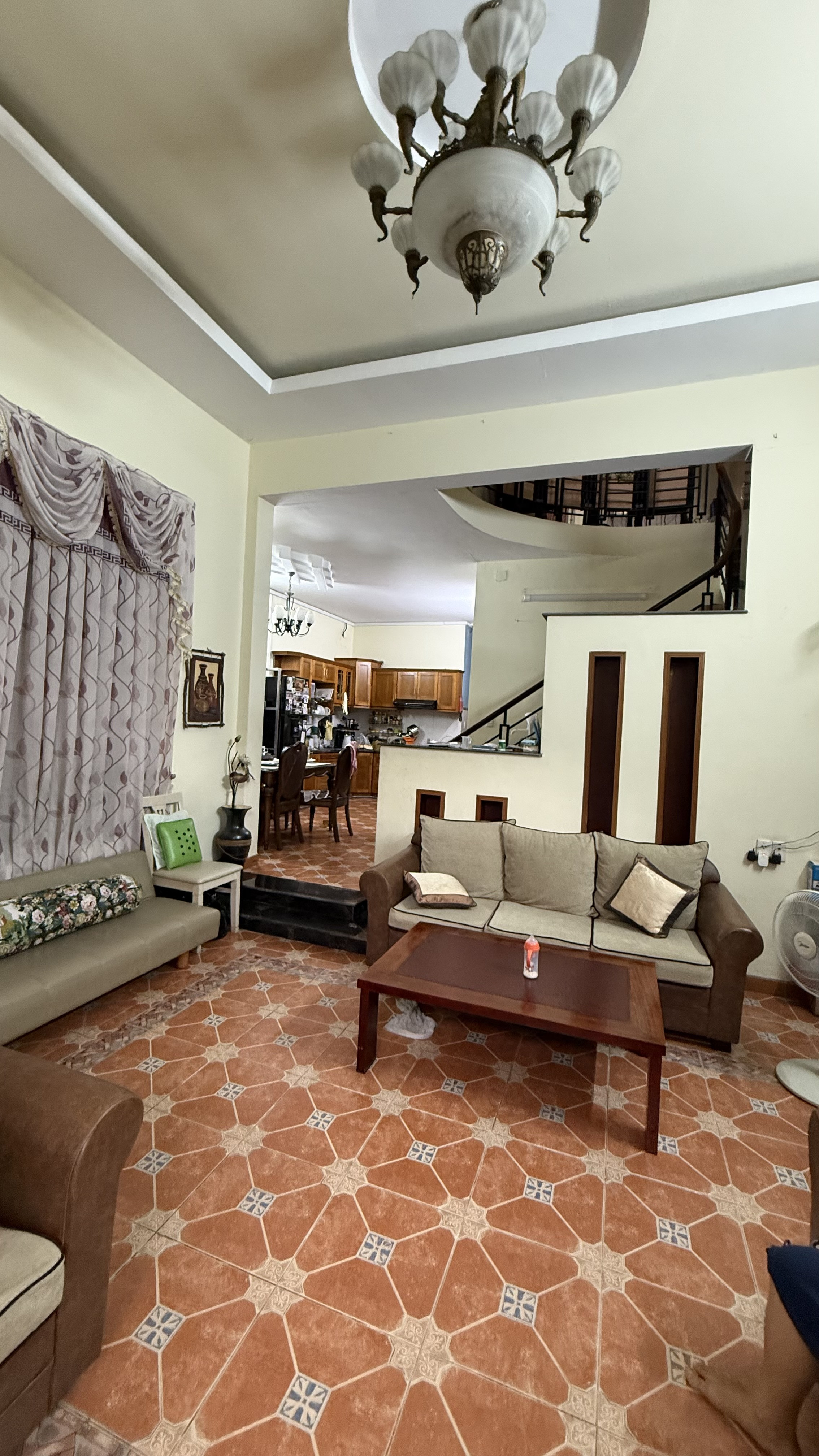 Bán nhà cấp 4 tiện xây mới Villa