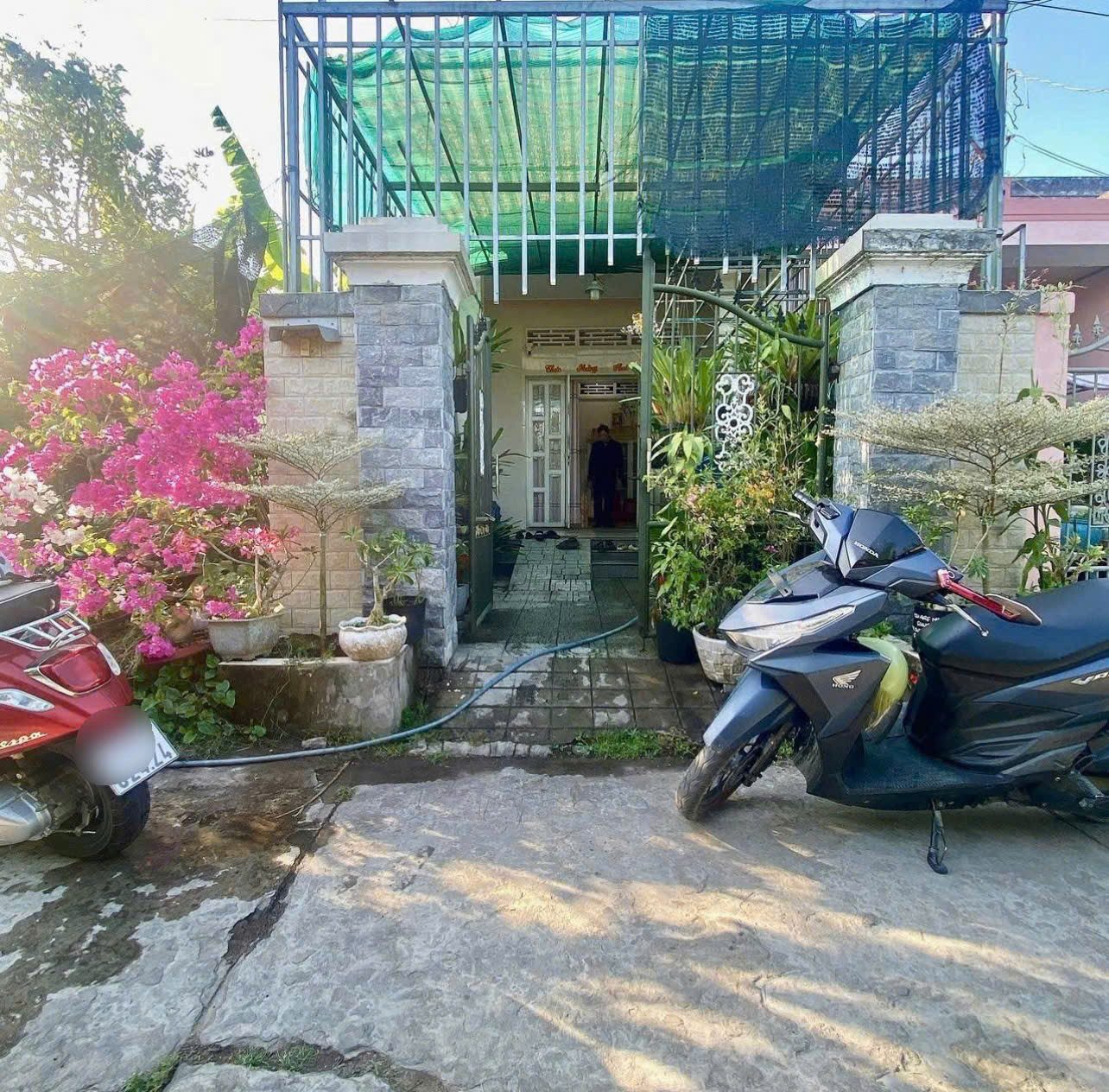 Tài chính dưới 1ty mua ngay căn nhà Thới Tam Thôn 59m2, giá chỉ 785trieu