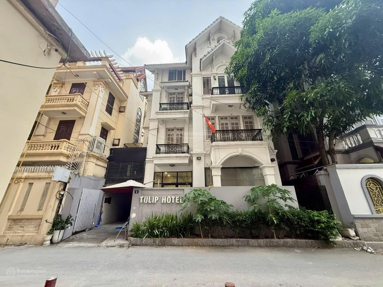 Cho Thuê Biệt Thự Phố Trung Kính - Cầu Giấy 160M² 4 Tầng 11 Phòng - Full Nội Thất - Kinh Doanh Homestay - Hotel/ Giá Thuê 100tr/tháng