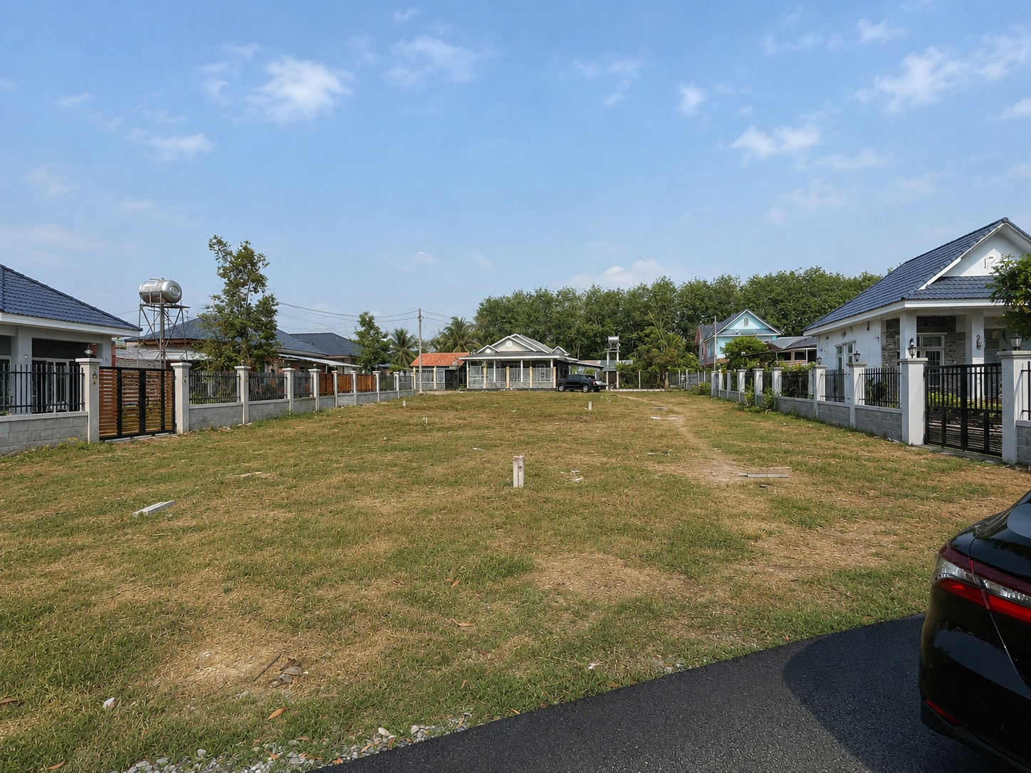 Bán lô đất ngay khu resort cao cấp kinh đông , 135m2 có sổ sẵn , Giá 1ty580tr