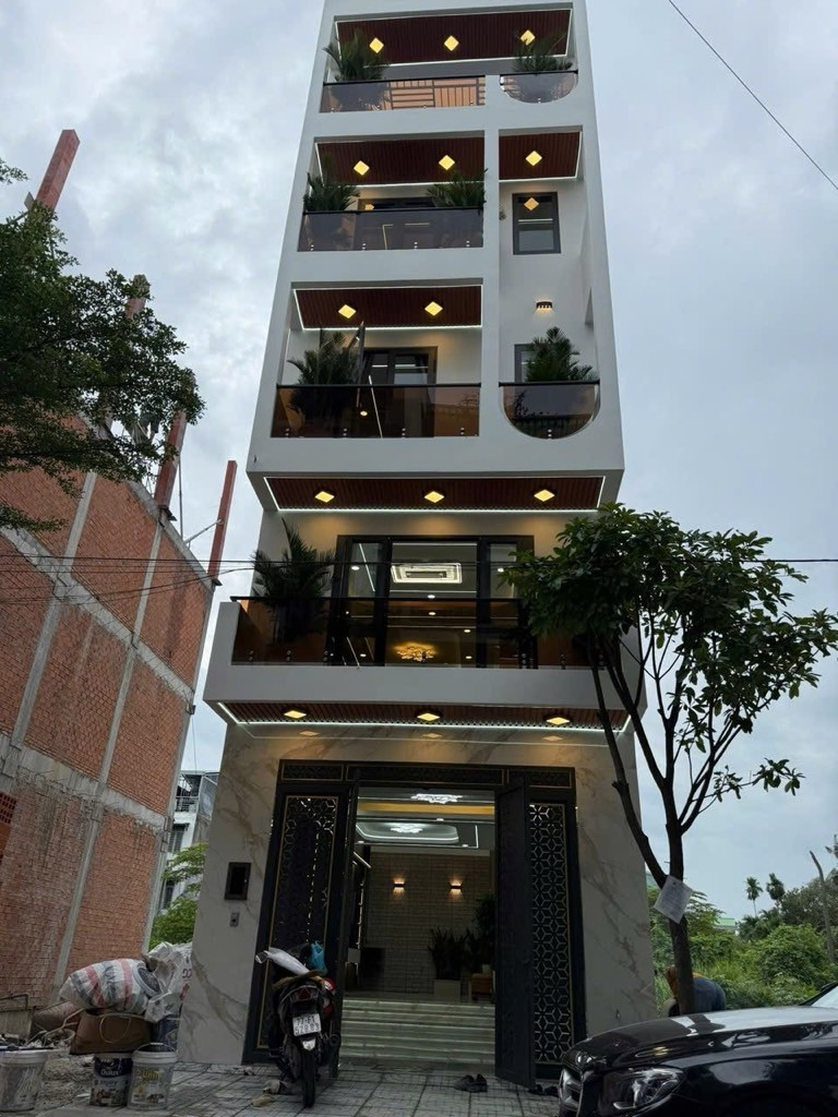 BÁN NHÀ MỚI XÂY 100% ─ 4x18, 5 TẦNG 4PN ─ ĐƯỜNG 10M ─ KHU HÀ ĐẶC, TRUNG MỸ TÂY