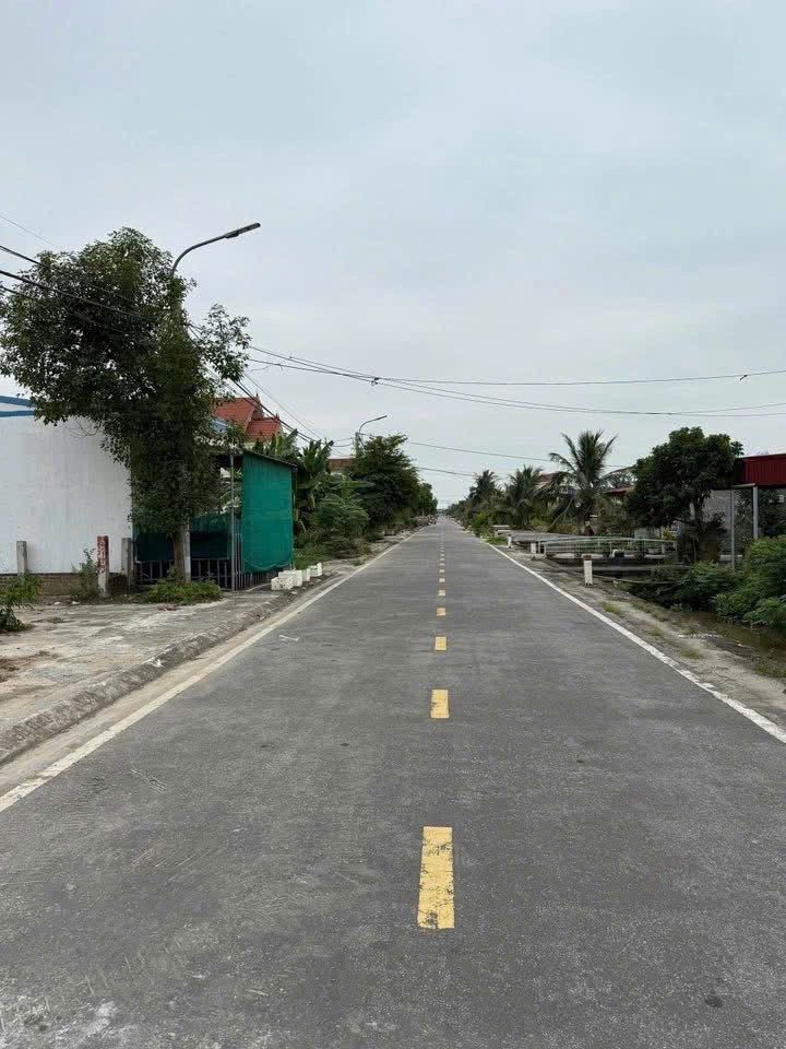 [1.6x tỷ] Lô đất mặt đường Trung Nghĩa kinh doanh tốt hướng Đông Nam - ZALO 0567 222 555