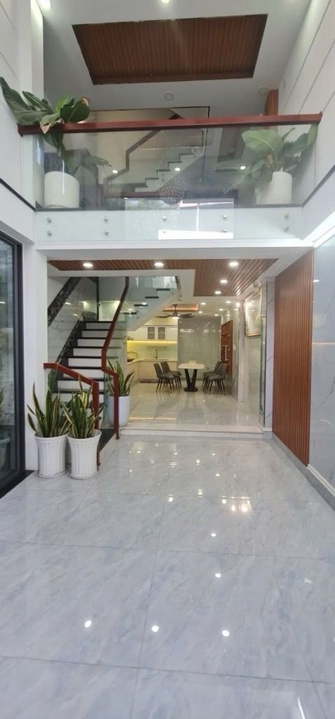 HẺM KIA MORNING - NHÀ MỚI ĐẸP DỌN VÀO Ở NGAY - NỘI THẤT CHÂU ÂU XỊN SÒ - 5 TẦNG GIÁ 8 TỶ