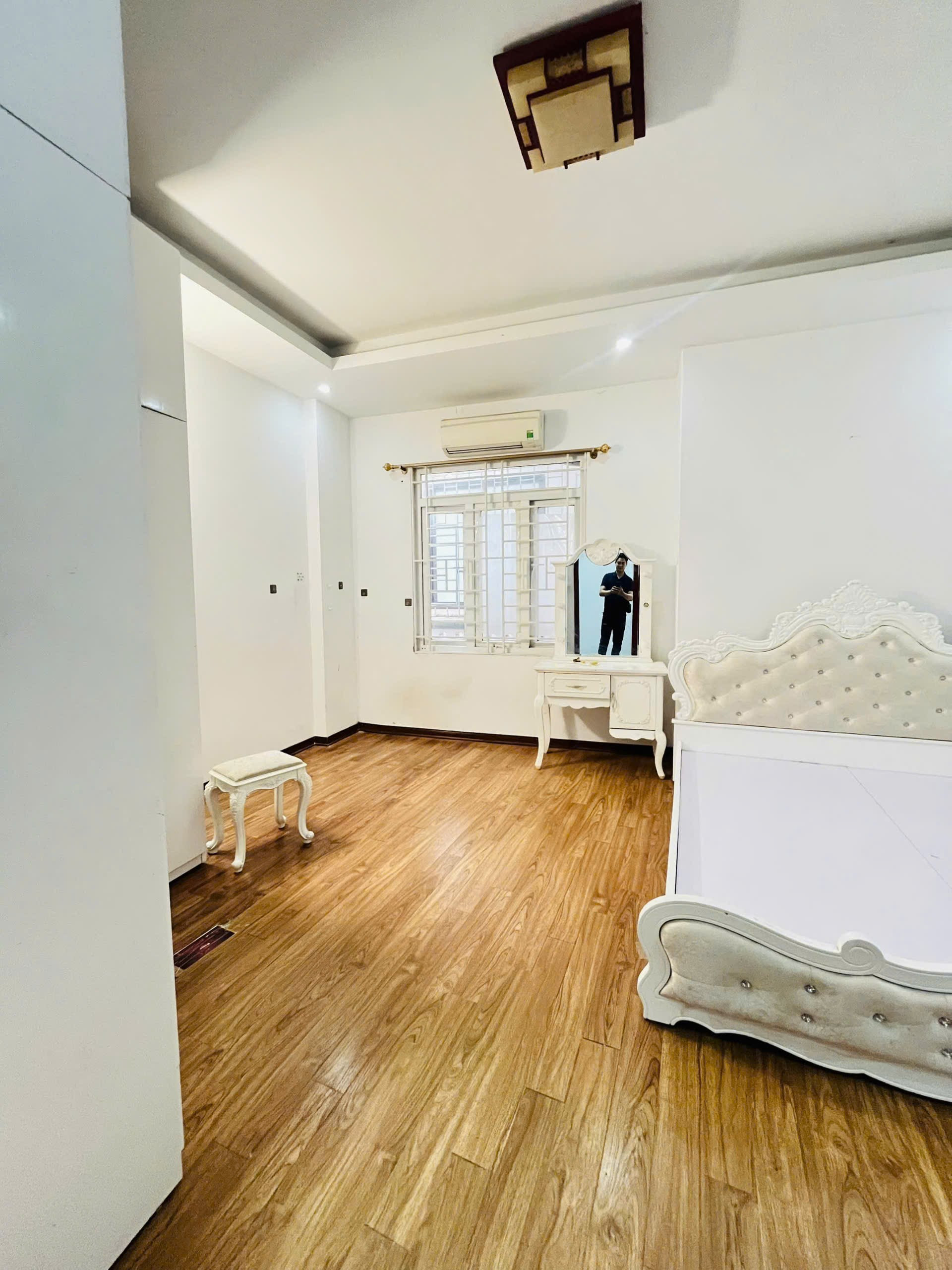 Cho thuê Nhà riêng 35m² giá 13.5 triệu/ tháng tại Đường Trương Định Phường Giáp Bát Quận Hoàng Mai Hà Nội