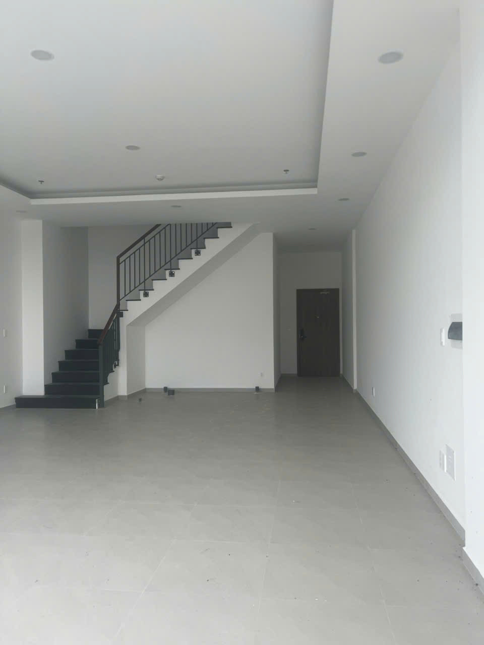 119m2 - Giá 8.01 tỷ thanh toán 6 tháng - Shophouse 2 tầng MT City Q9