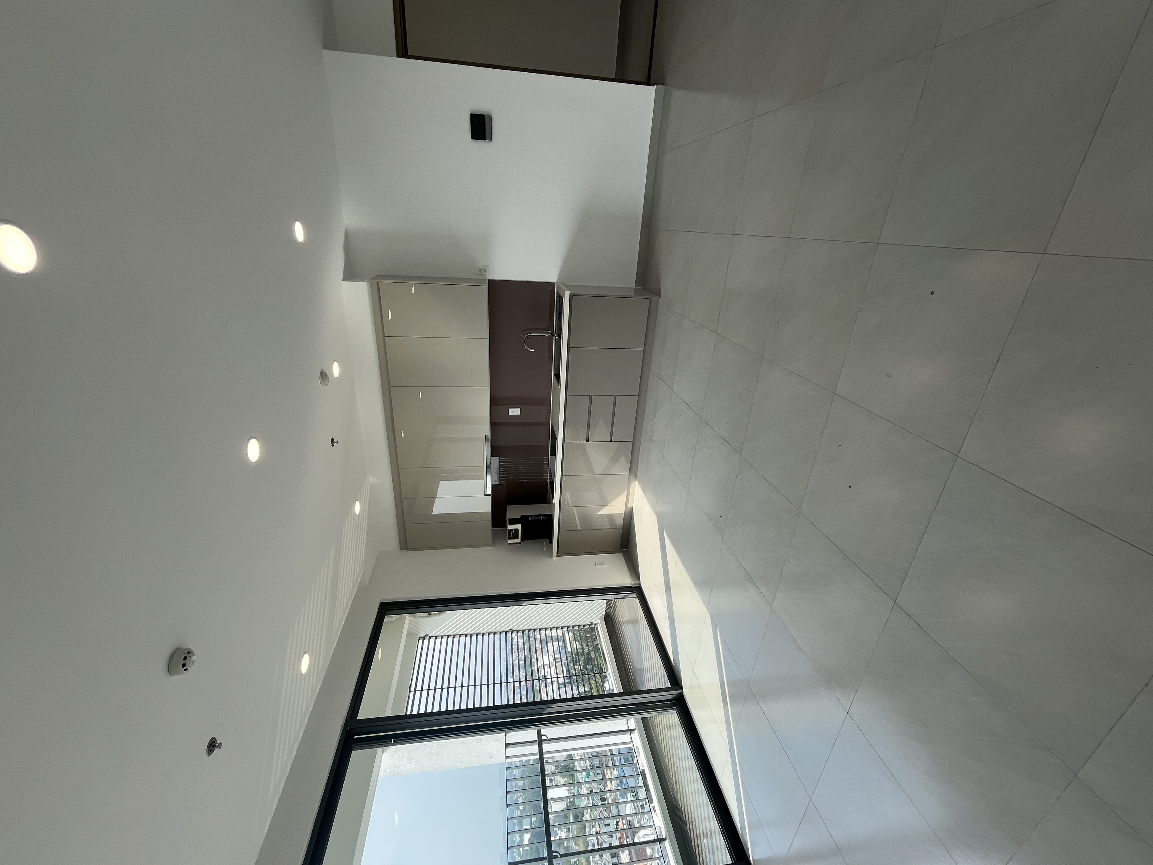 Căn góc 100m2 - Giá 4.85 tỷ giãn trả 6 tháng - Sổ hồng 3PN3WC MT Q9