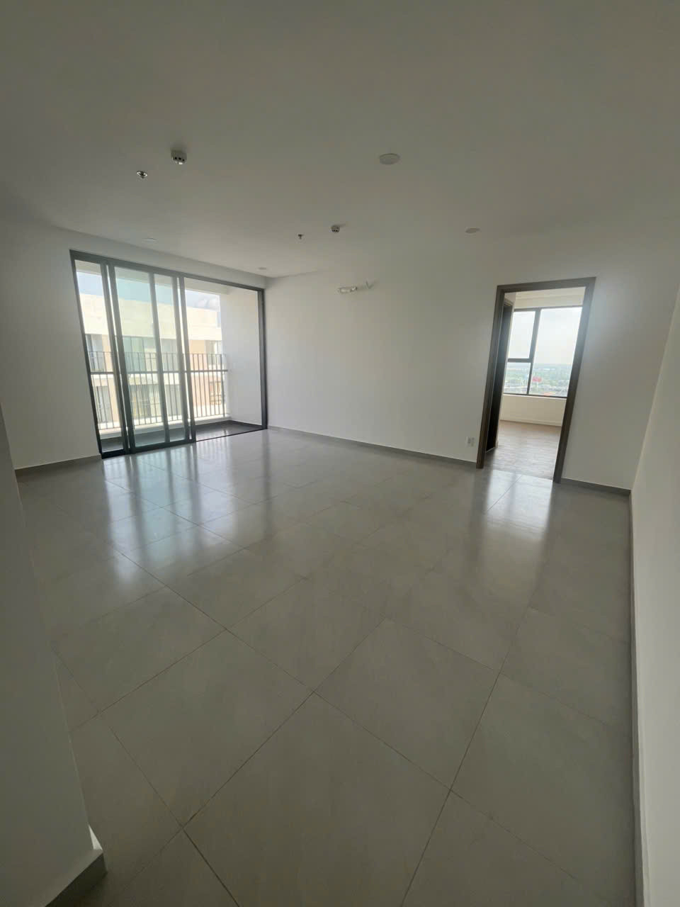 Duplex 135m2 - Giá VAT 7.47 tỷ giãn trả 6 tháng - Sổ hồng 2PN3WC MT Q9