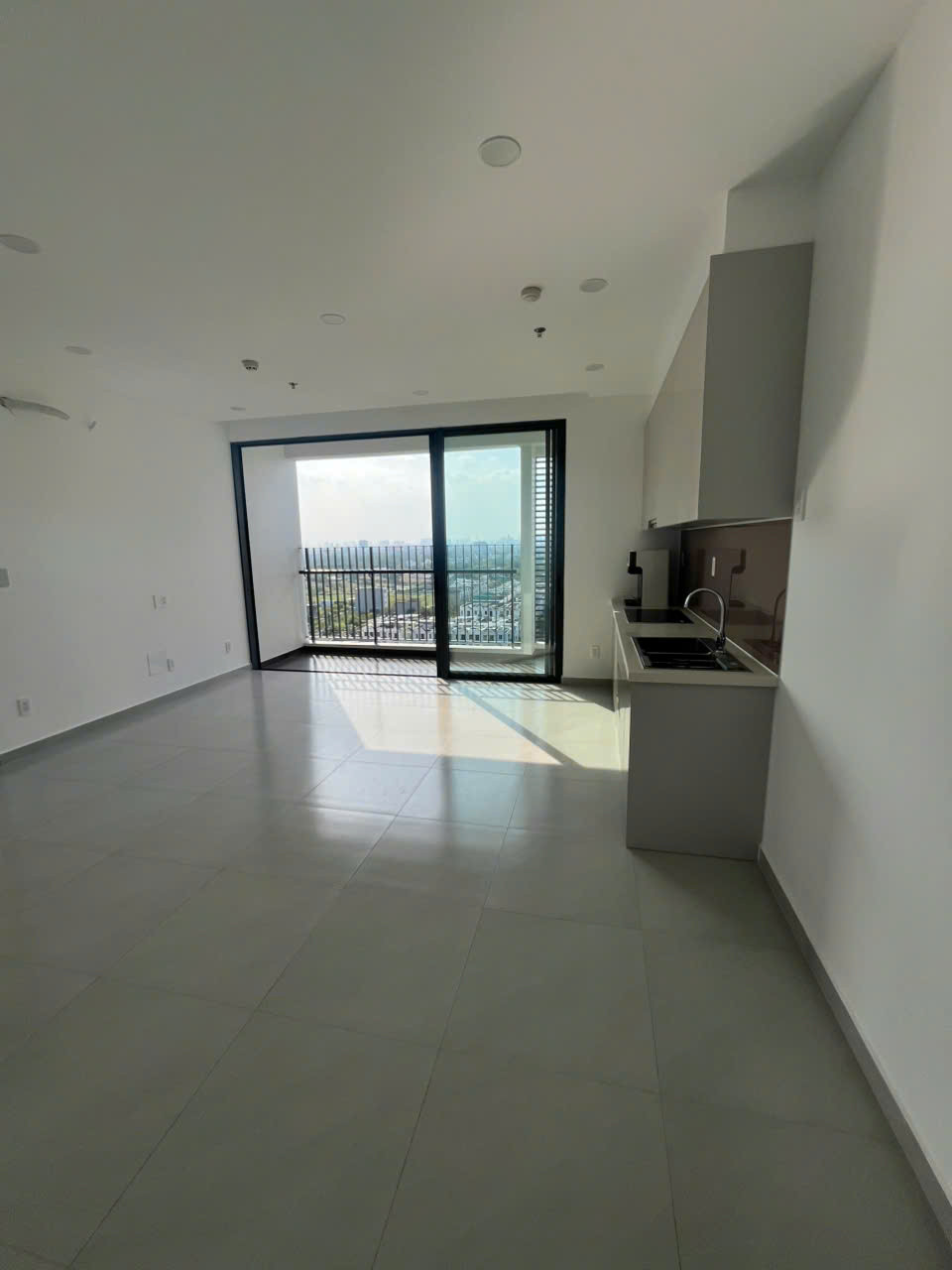 100m2 - Giá VAT 5.43 tỷ giãn 6 tháng trả trước 815triệu - 3PN3WC MT Q9