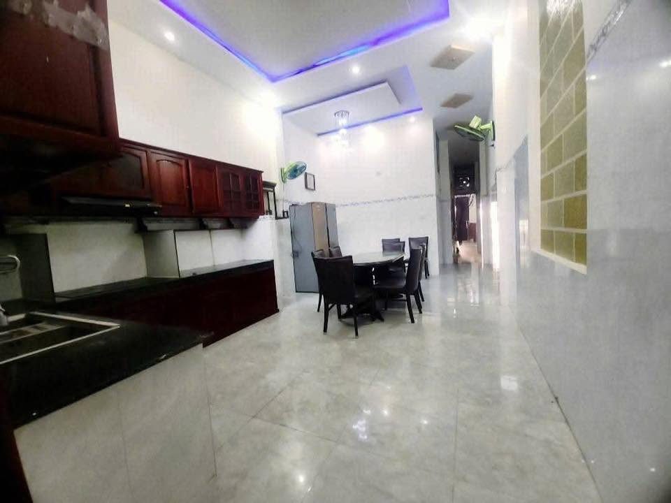 Bán Nhà riêng 106,3m² thổ cư 106,3m² giá 5.3 tỷ mặt tiền Đường Trương Quang Trọng Phường Nghĩa Lộ Thành phố Quảng Ngãi Quảng Ngãi (phù hợp mở công ty, ở, kinh doanh)