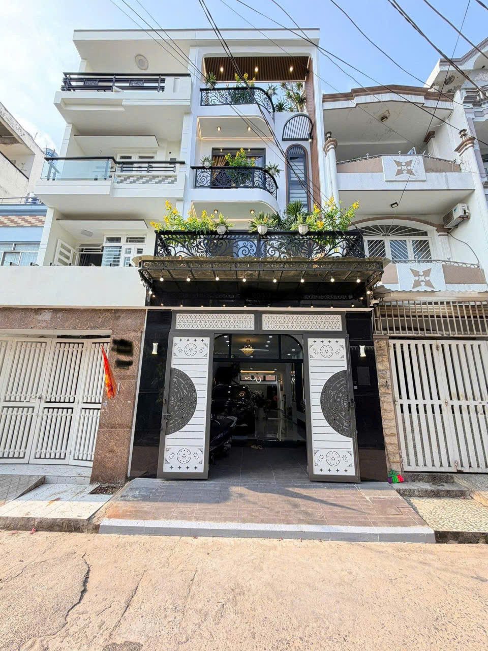 GIÁ TỤT SÂU  NHÀ TRUNG TÂM  PHÚ NHUẬN TRƯỜNG SA | GIÁ 4 TỶ 260(TL), DT 76,5 M2, CÓ SỔ HỒNG RIÊNG, HĐ THUÊ SẴN 26TR/TH